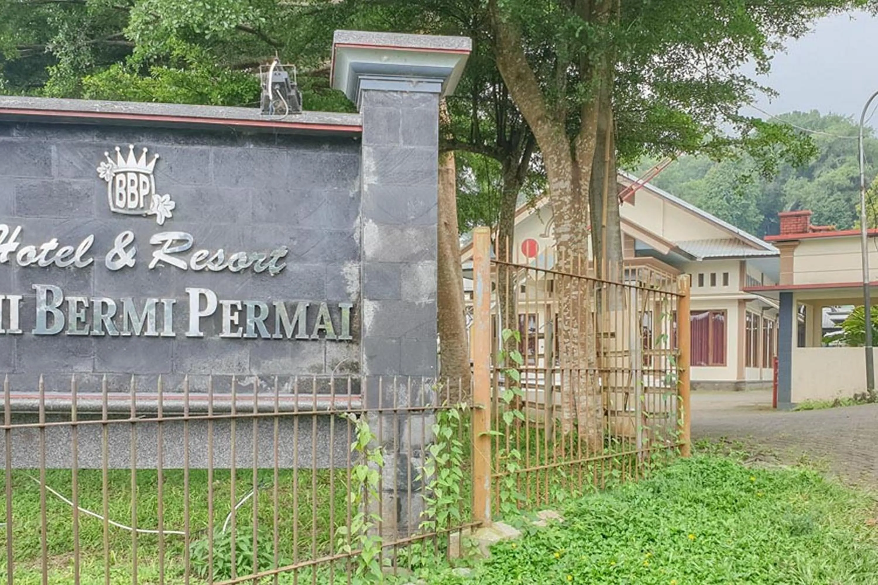 Hotel Bumi Bermi Permai near Bermi Eco Park Mitra RedDoorz