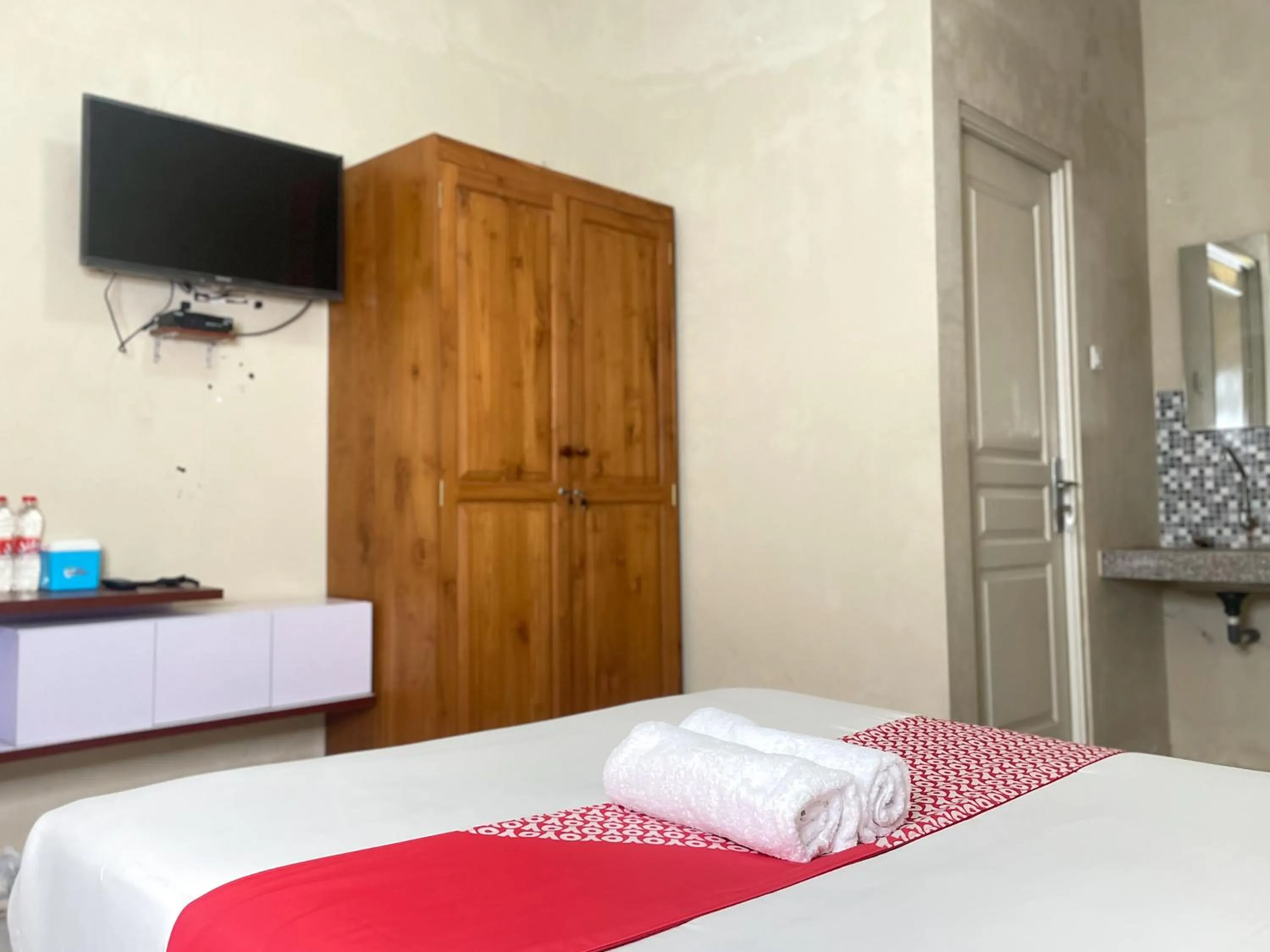 Bedroom, Bed in Hotel O Kate'el Inn