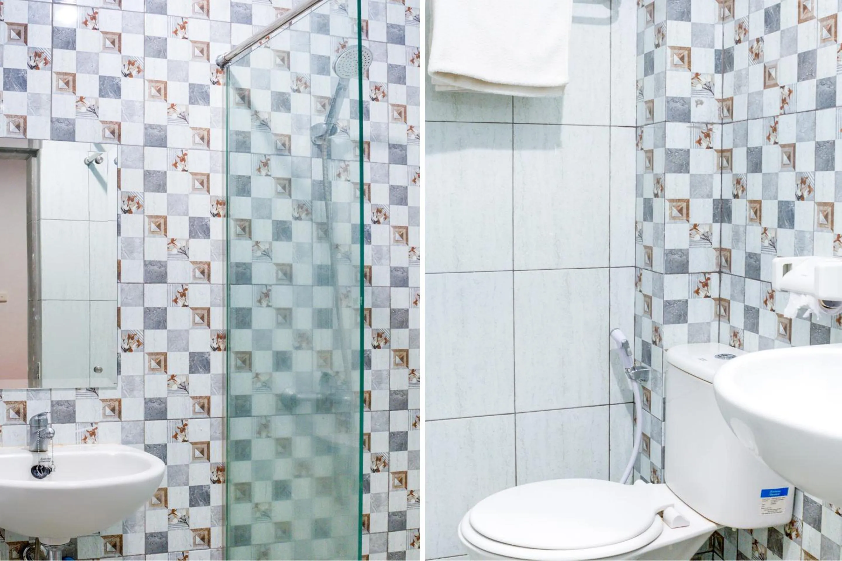 Bathroom in Hotel O Papakoel