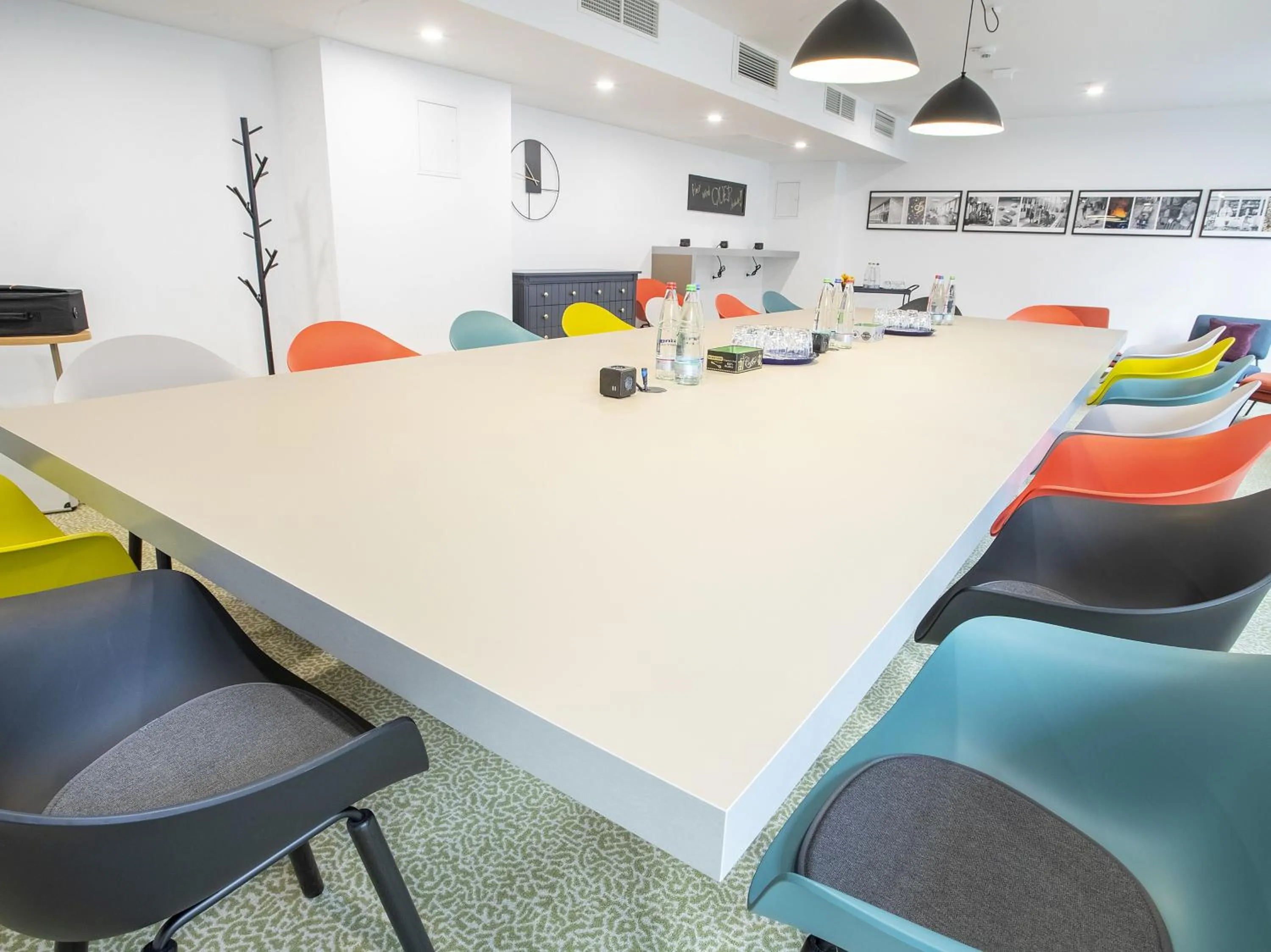Meeting/conference room in ibis Styles Pforzheim