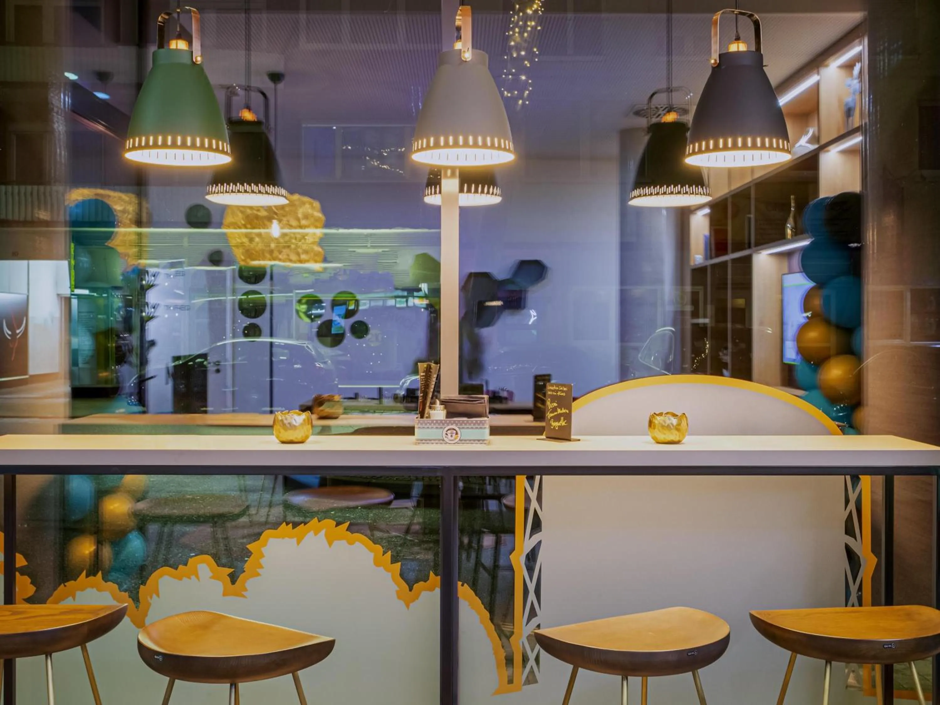 Lounge or bar in ibis Styles Pforzheim