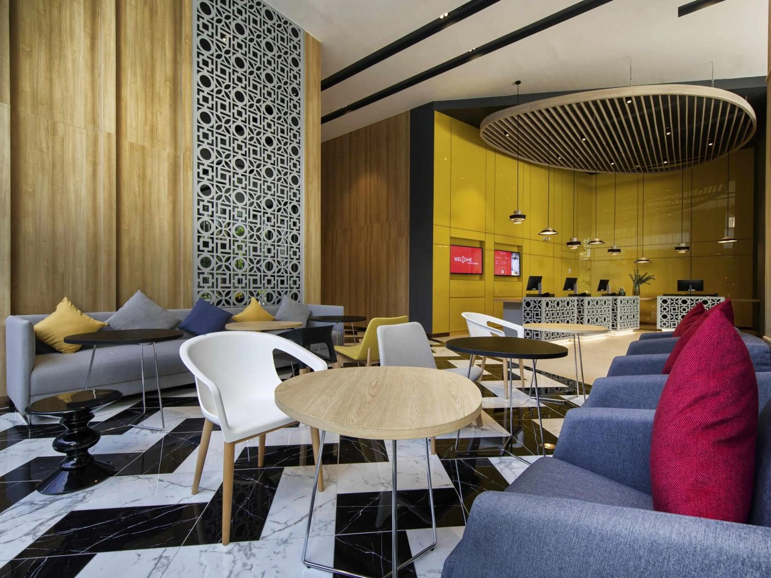 Property building in ibis Bangkok Sukhumvit 24