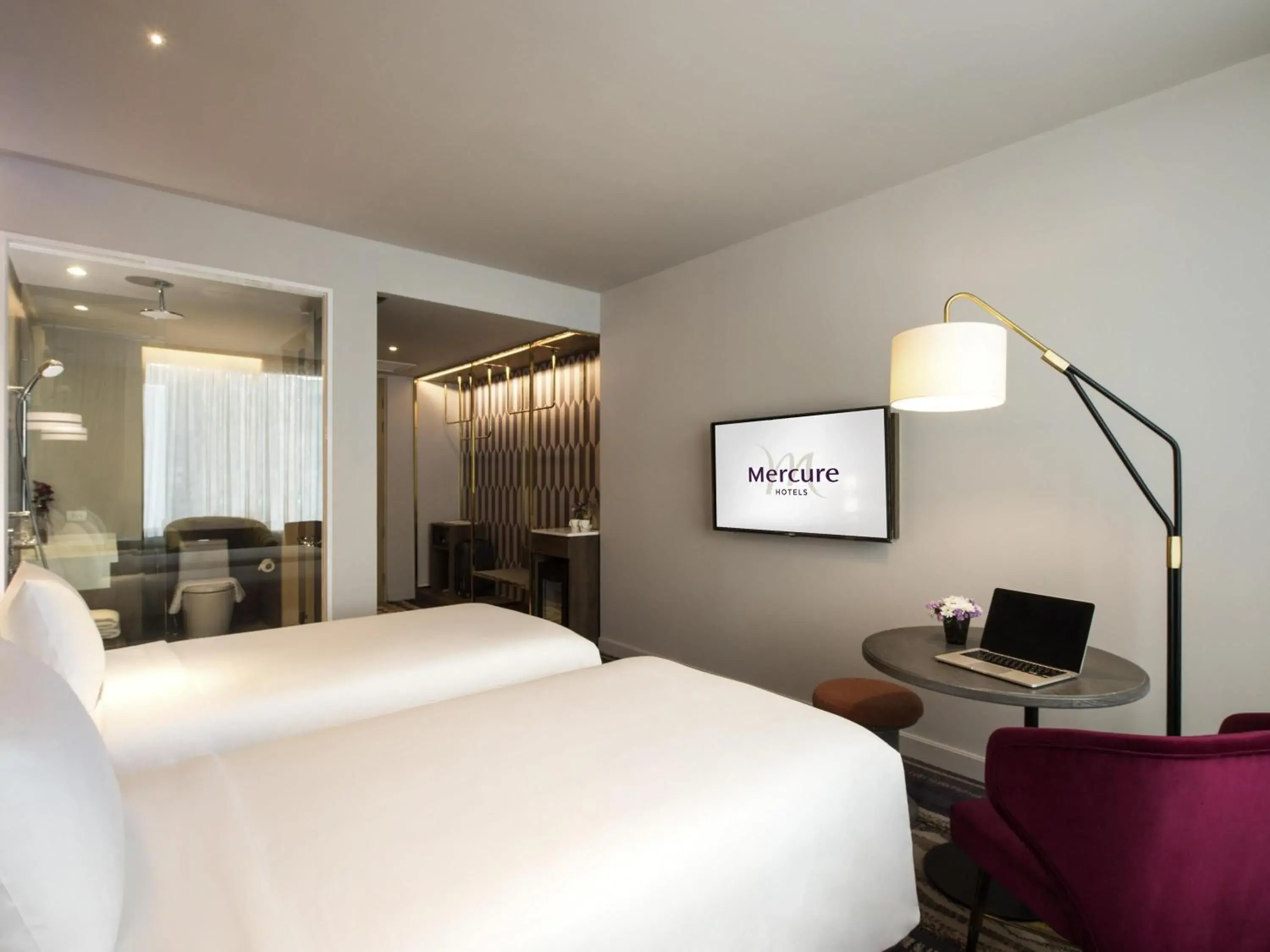 Superior Twin Room in Mercure Bangkok Sukhumvit 24 Superior Twin Room in Mercure Bangkok Sukhumvit 24