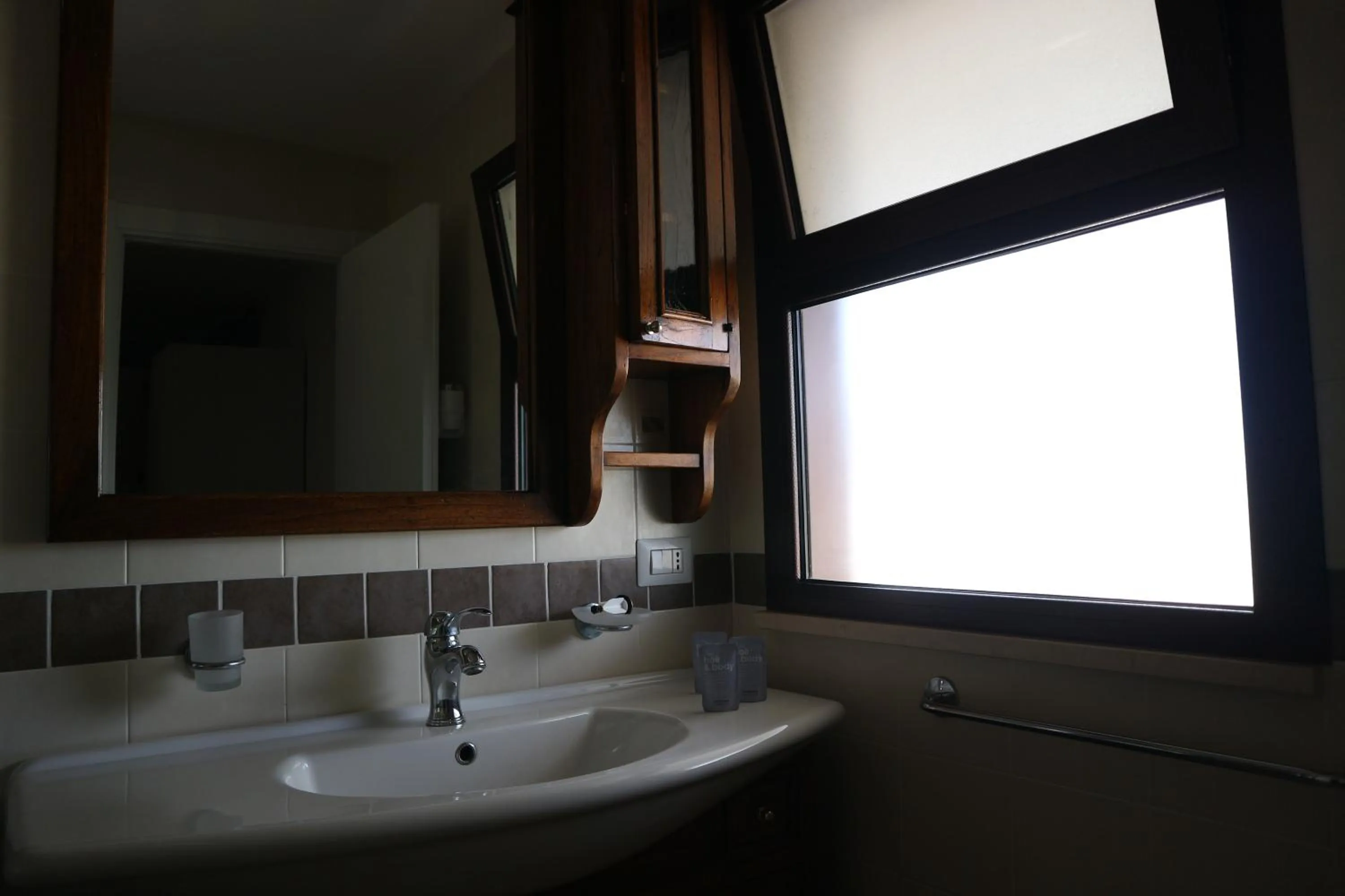 Bathroom in torquemada beach club