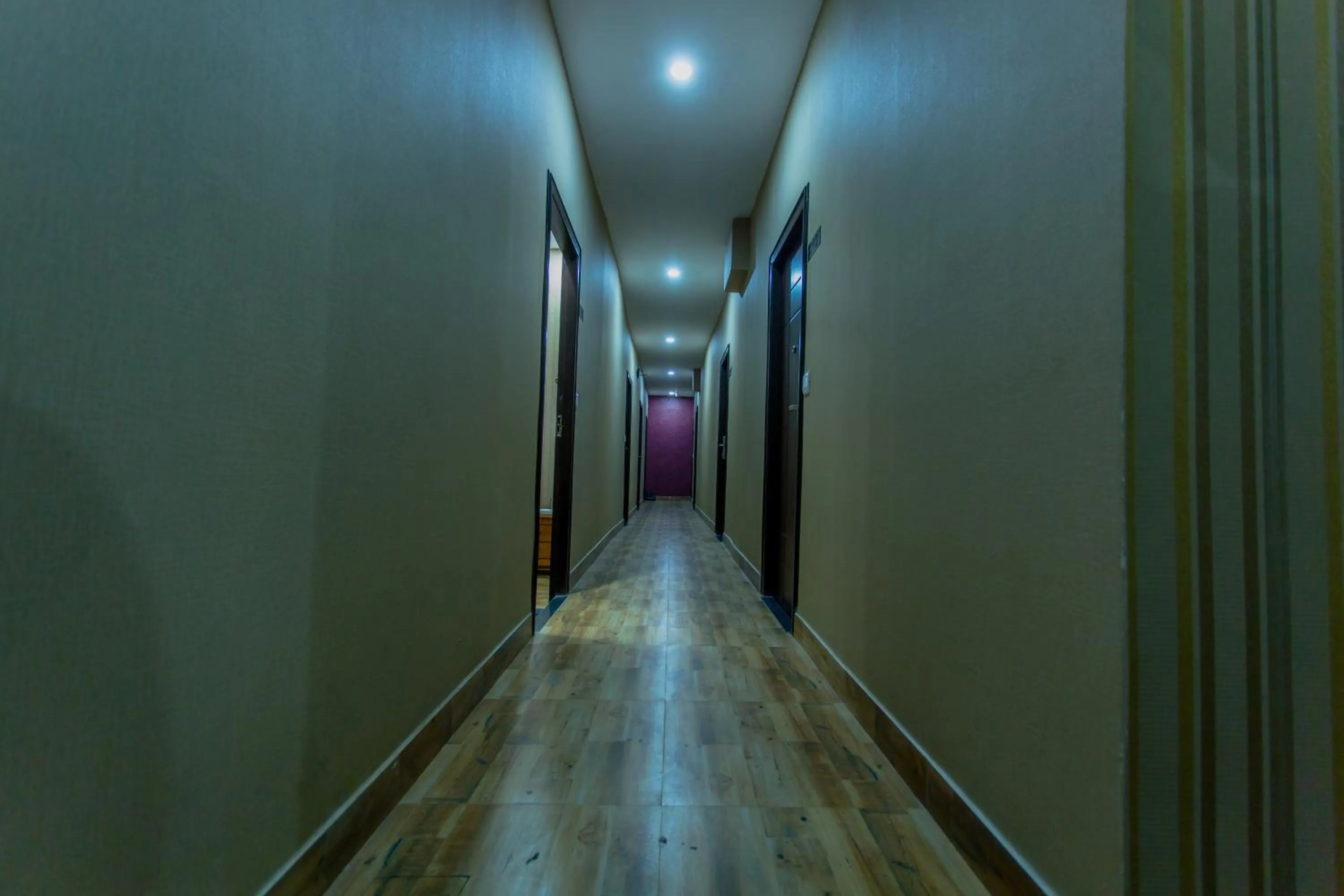 Staff in HOTEL PARK VICTORIA