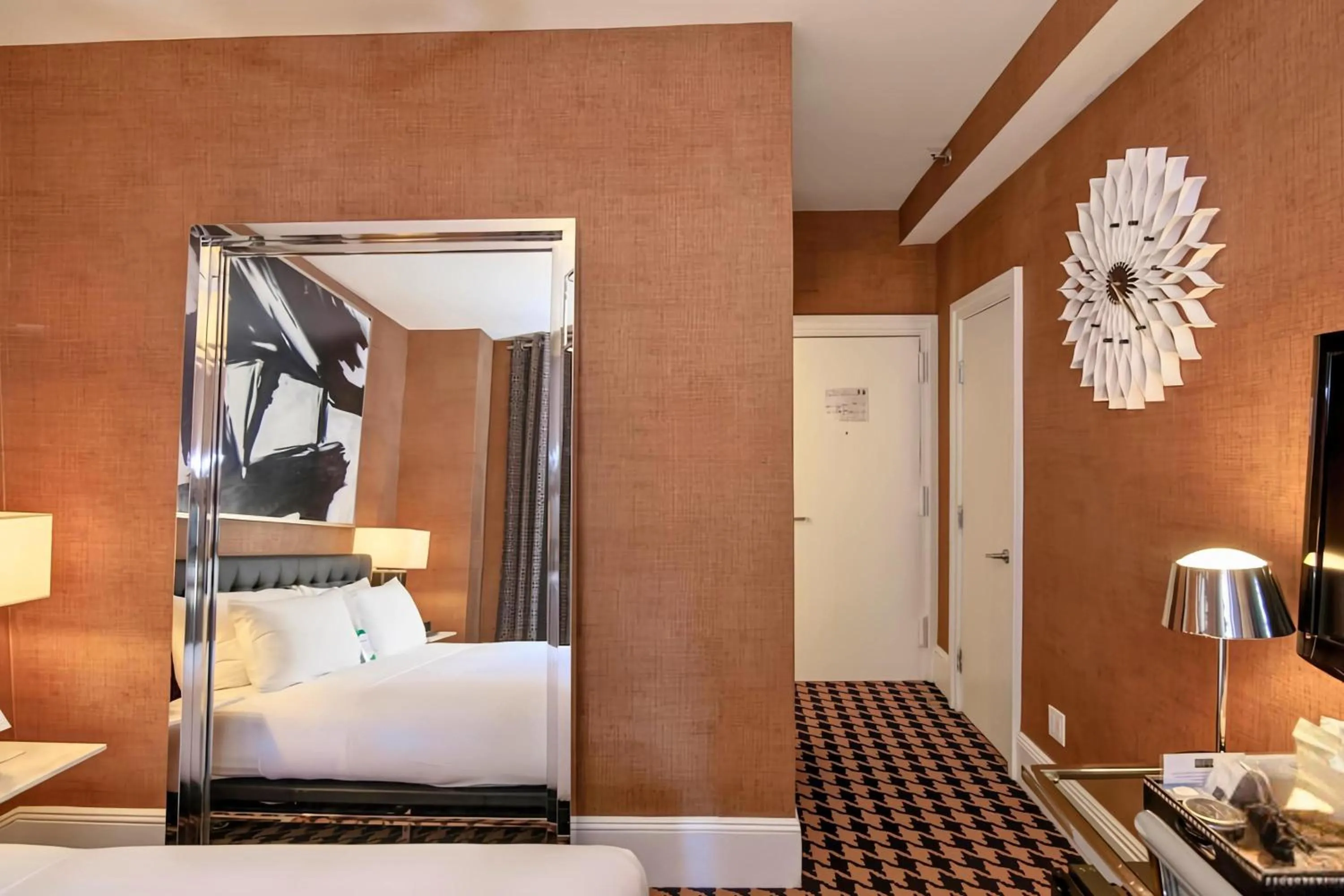 Bedroom, Bed in Ameritania at Times Square