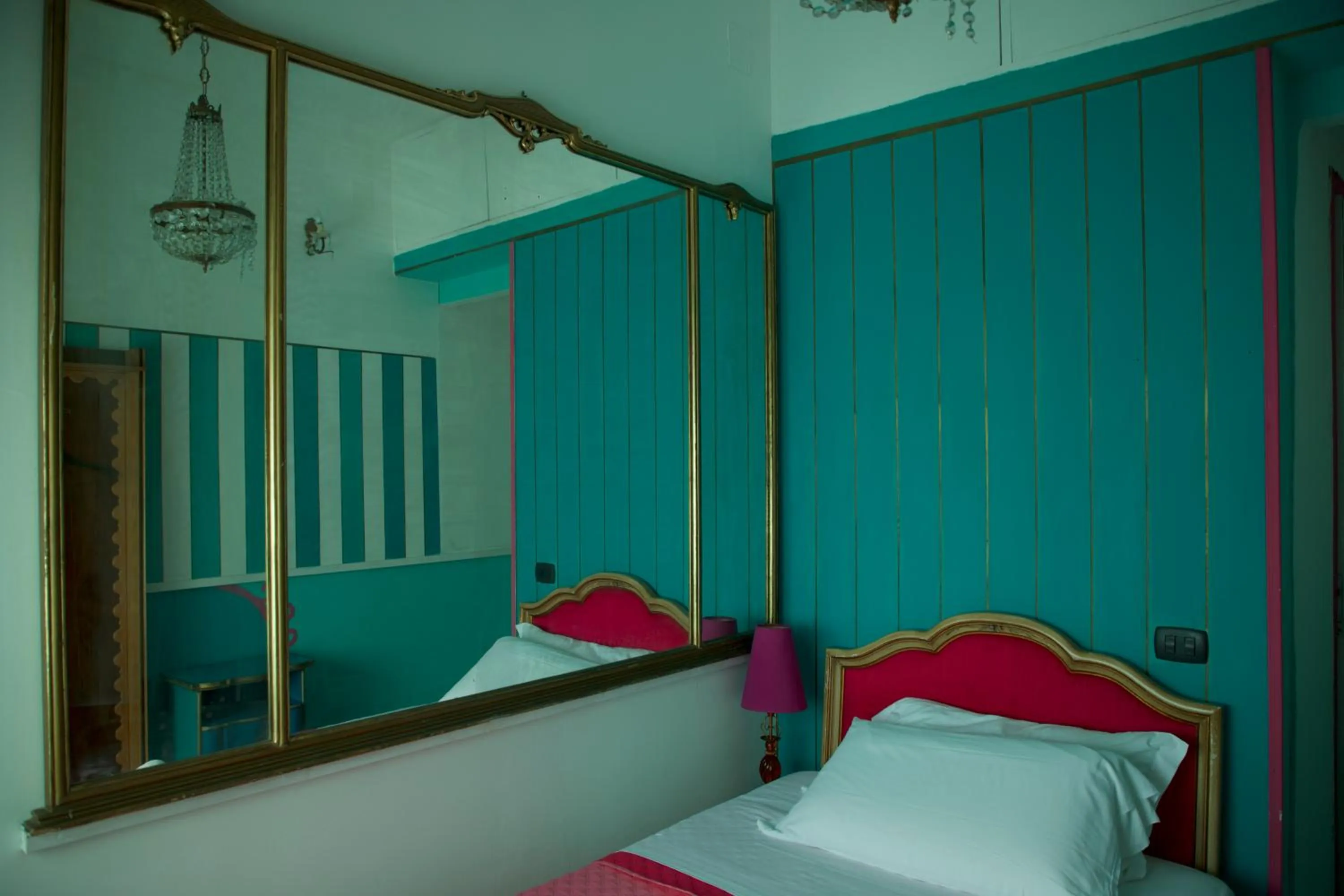 Bed in Abali' Gran Sultanato