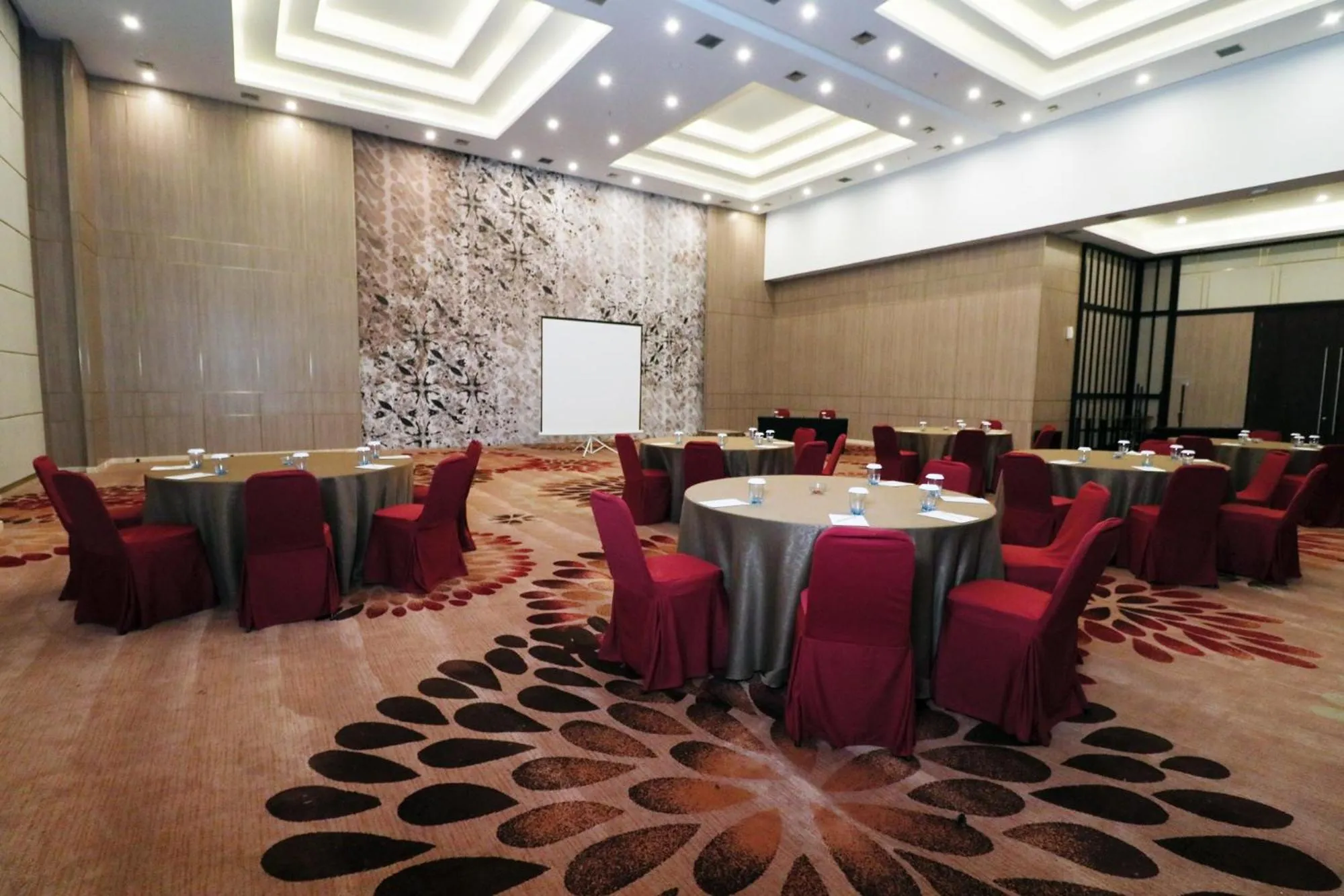 Meeting/conference room in Bigland Bogor Hotel Powered by Archipelago