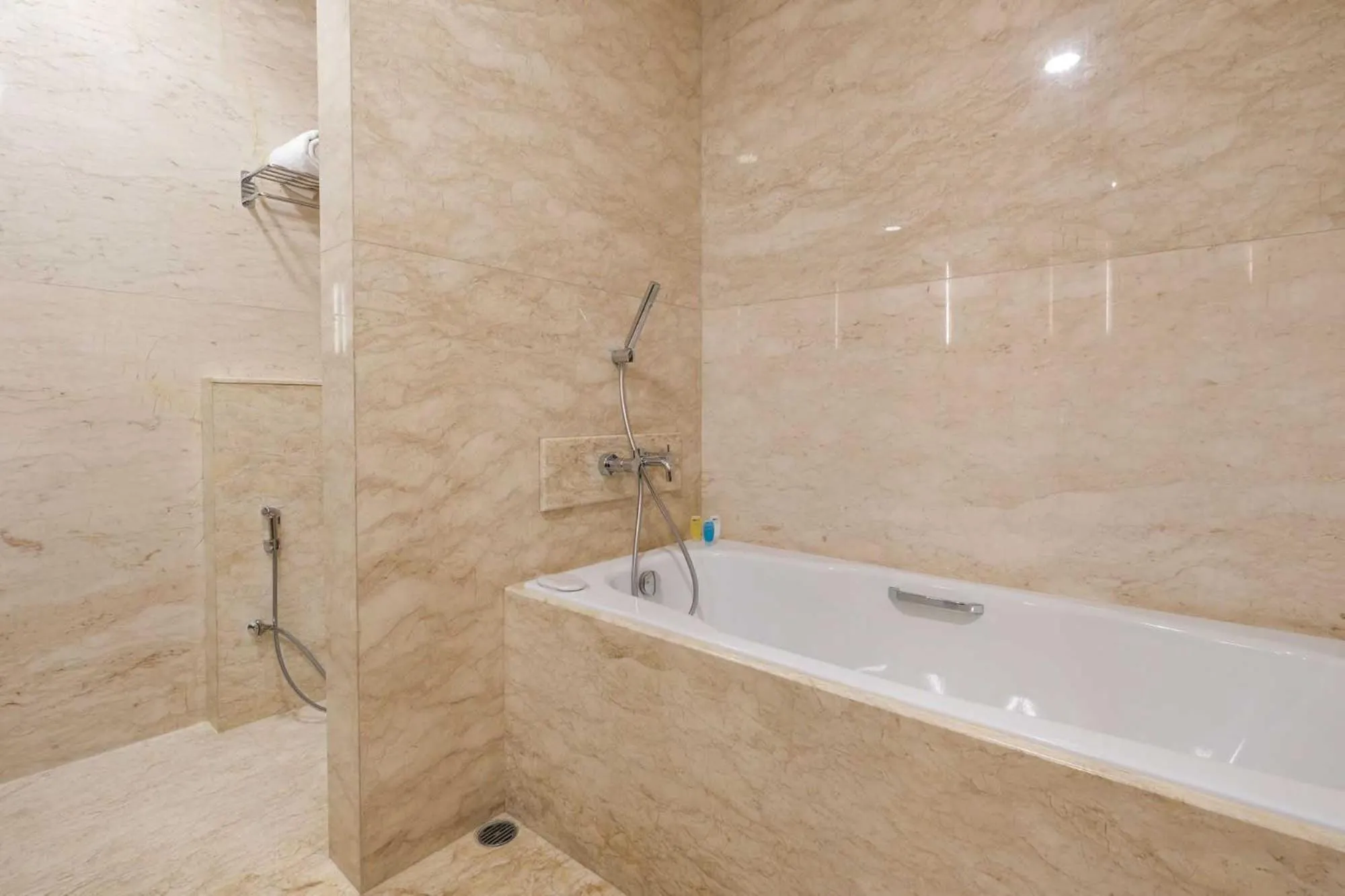 Bathroom in Bigland Bogor Hotel Powered by Archipelago