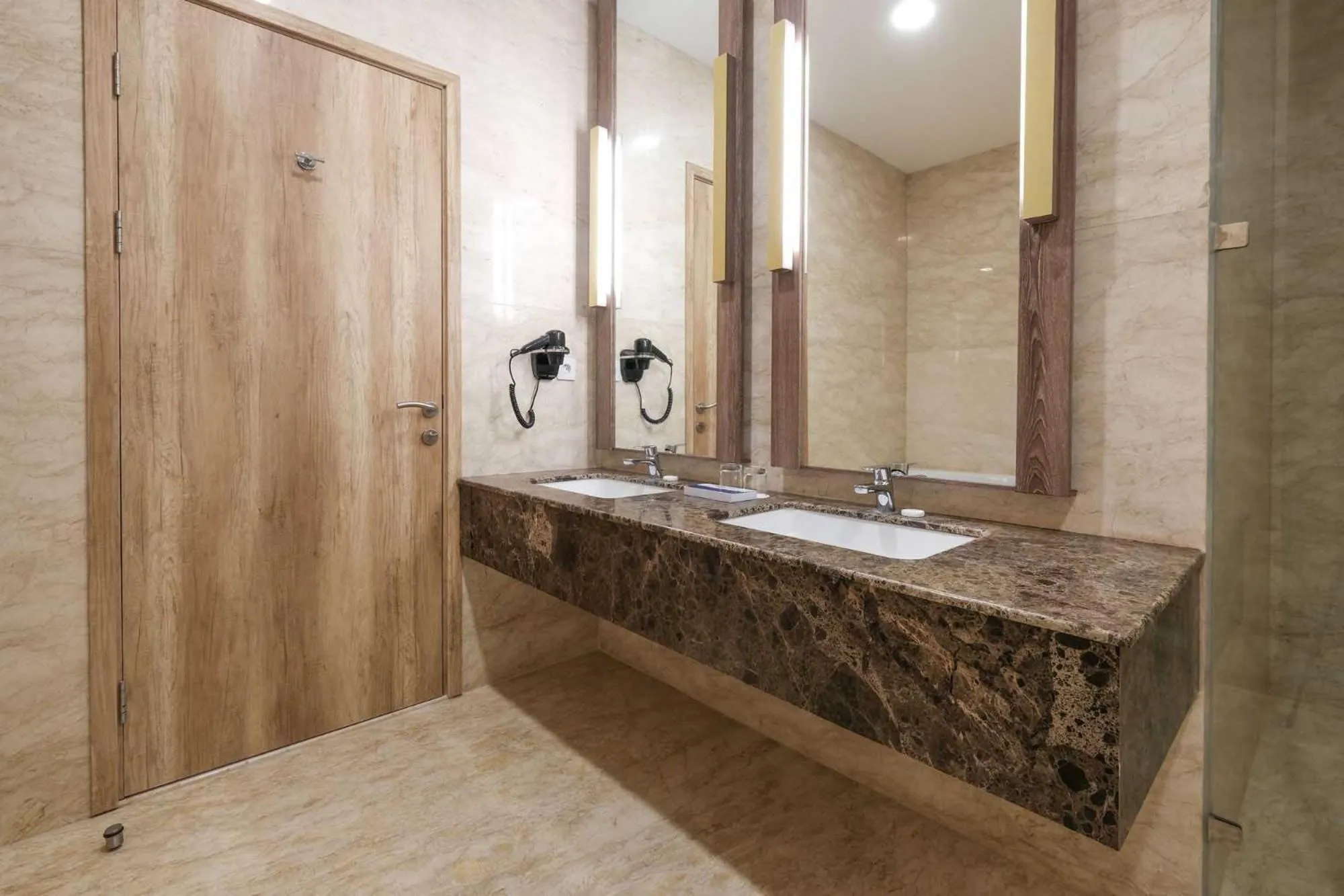 Bathroom in Bigland Bogor Hotel Powered by Archipelago
