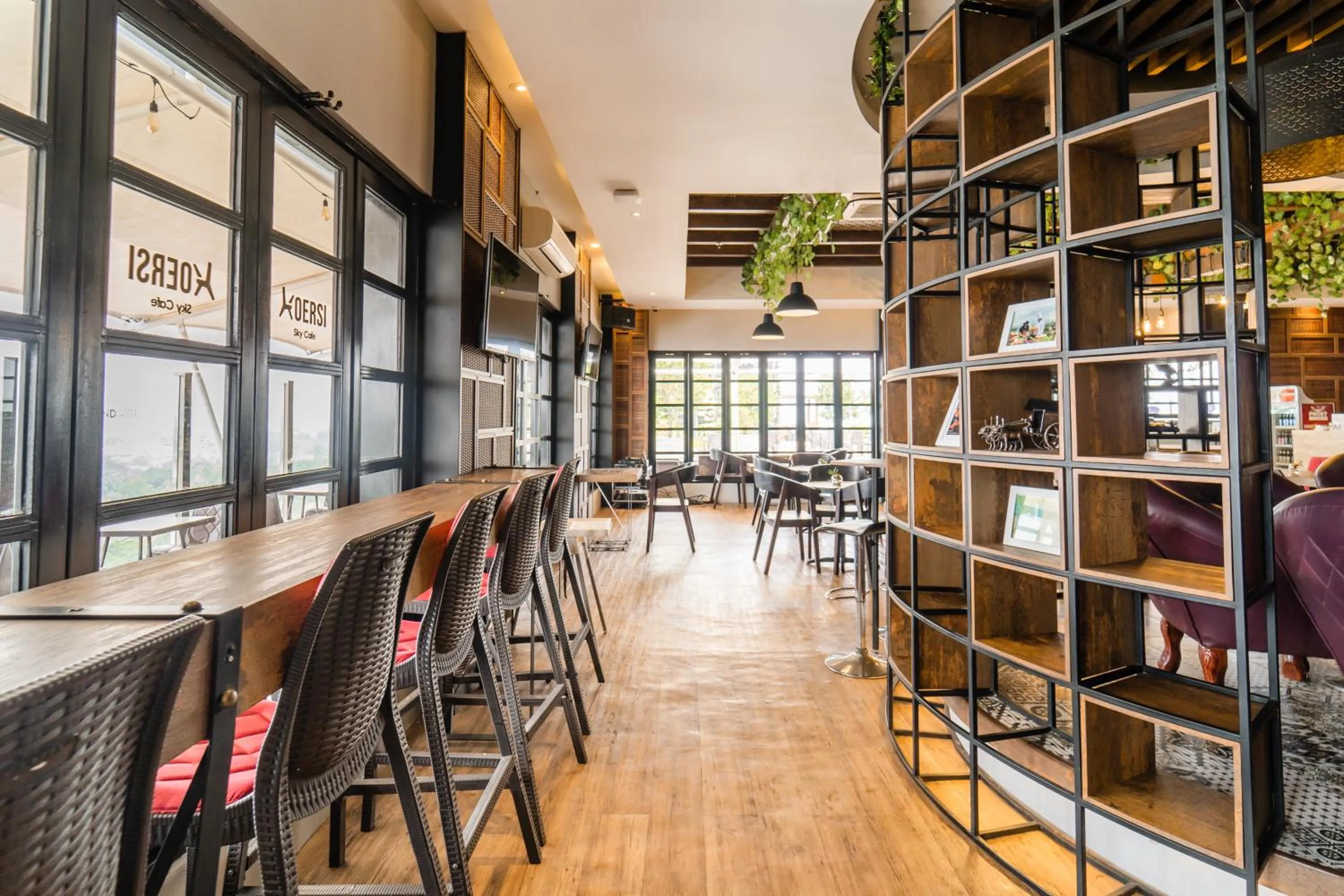 Lounge or bar in Bigland Bogor Hotel Powered by Archipelago