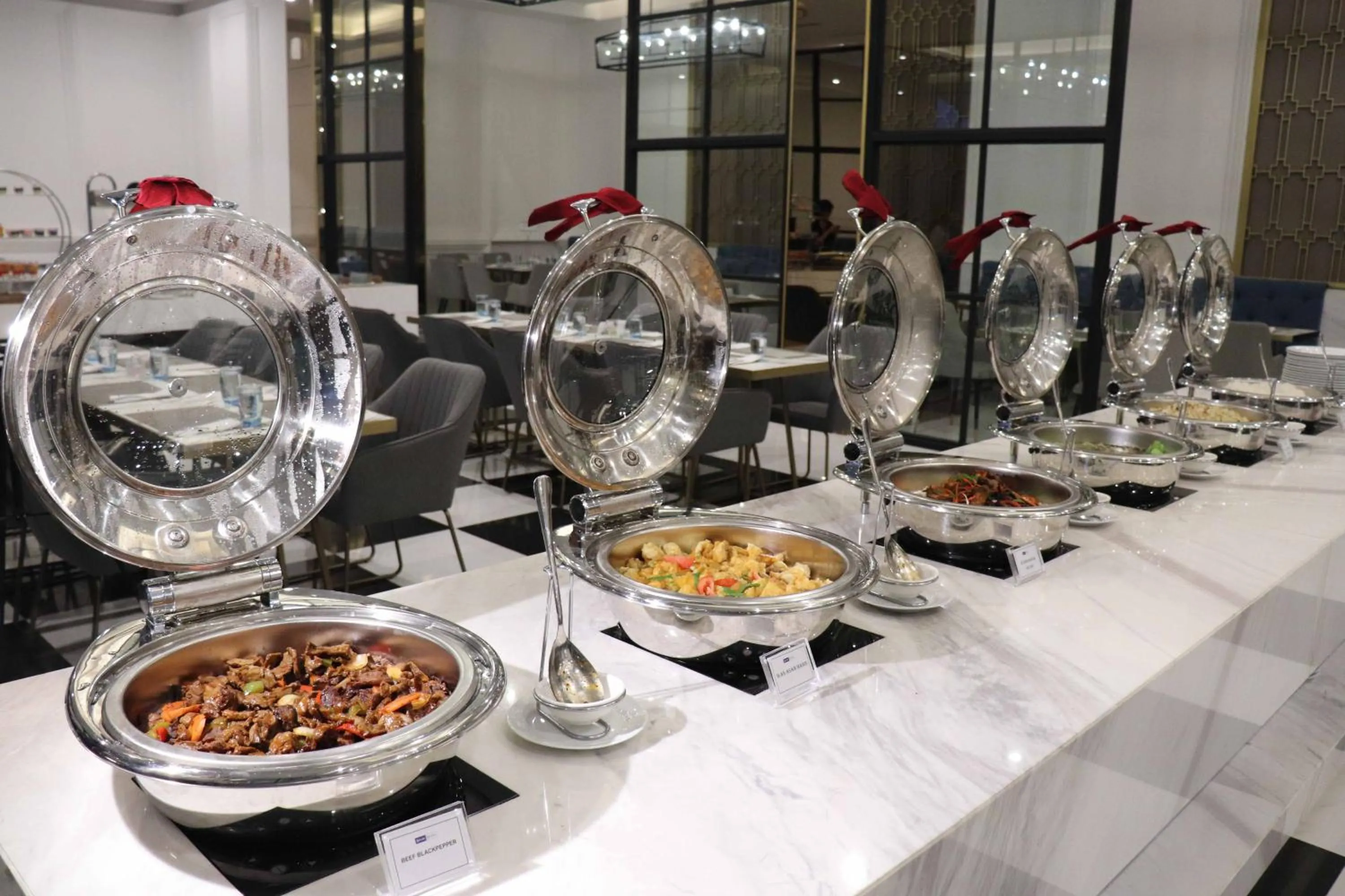 Restaurant/places to eat in Bigland Bogor Hotel Powered by Archipelago