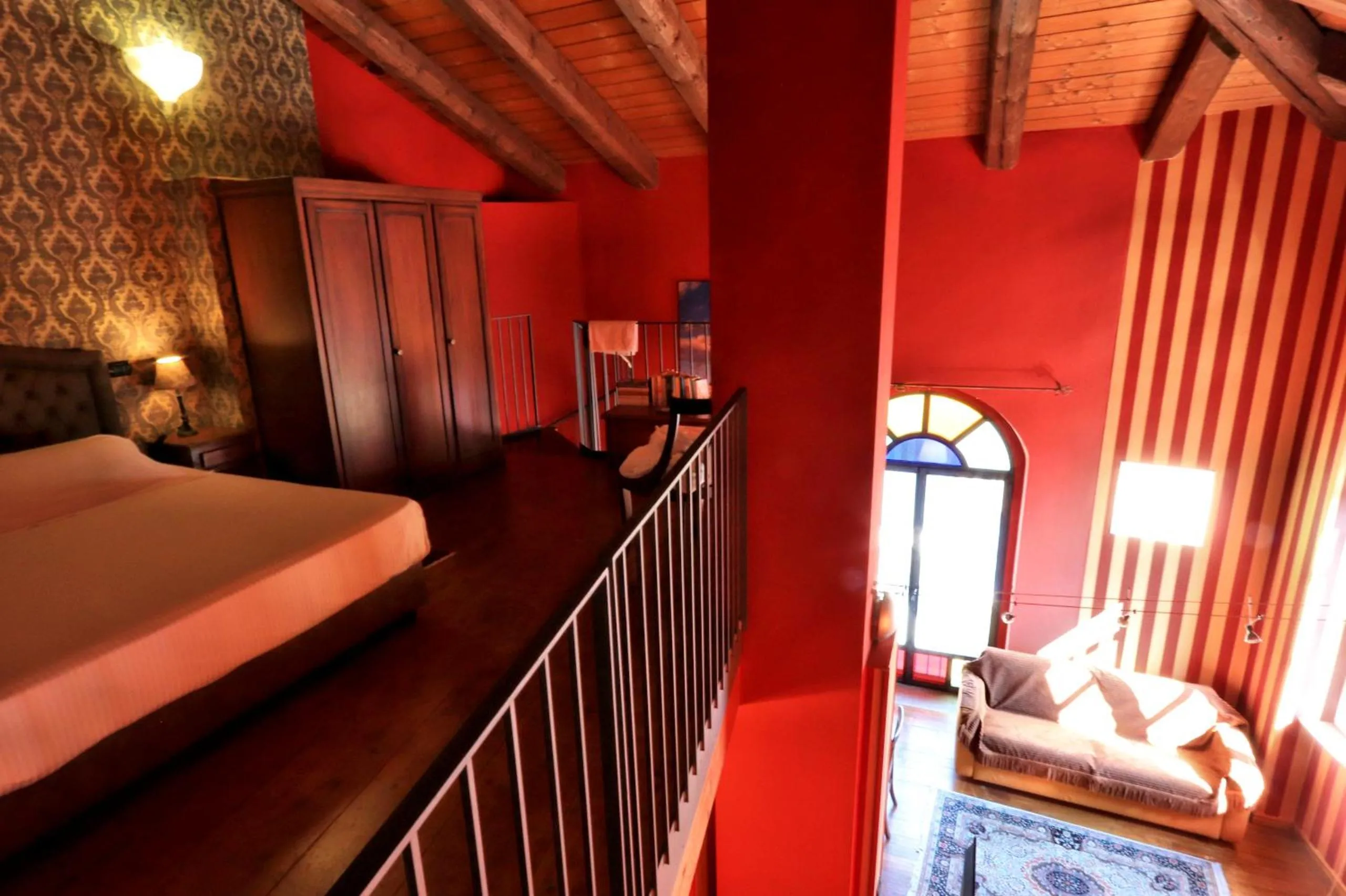 Photo of the whole room, Bed in Felicin - Palazzo Boeri Panoramic Suites