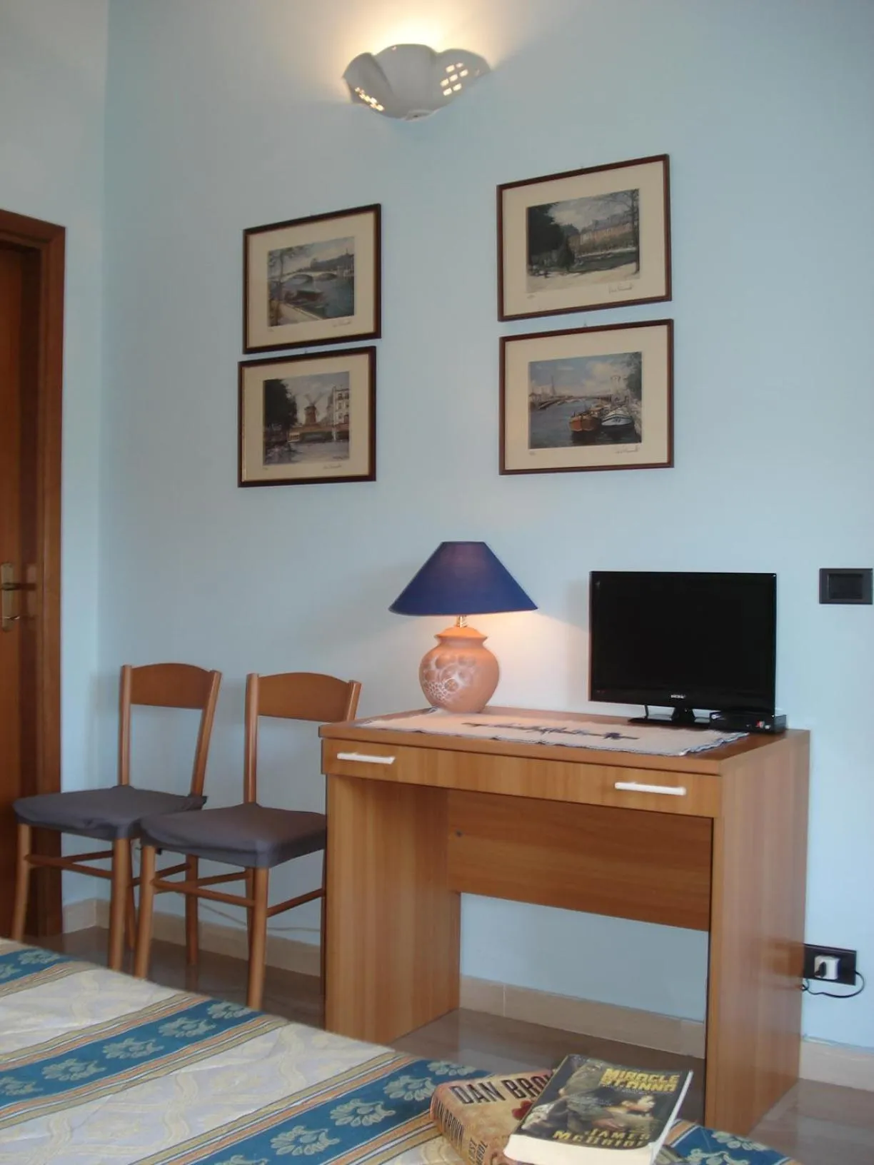 Photo of the whole room in Abruzzo Segreto