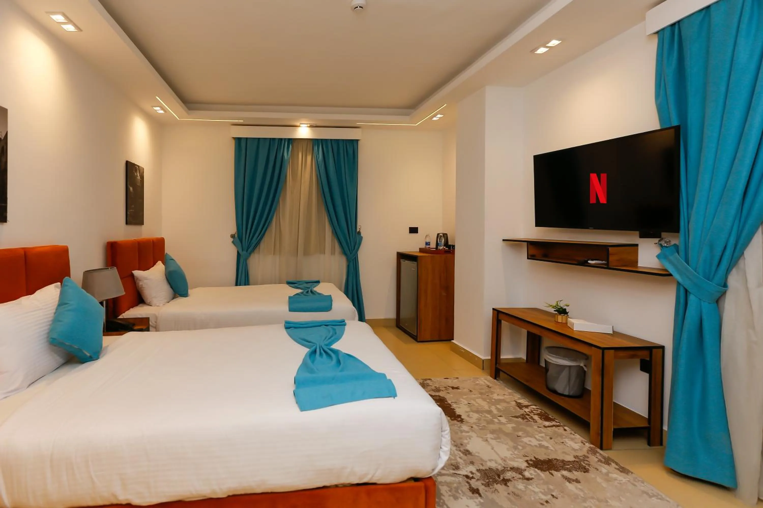 Photo of the whole room, Bed in Pyramids Gem Plaza Boutique Hotel & Restaurant