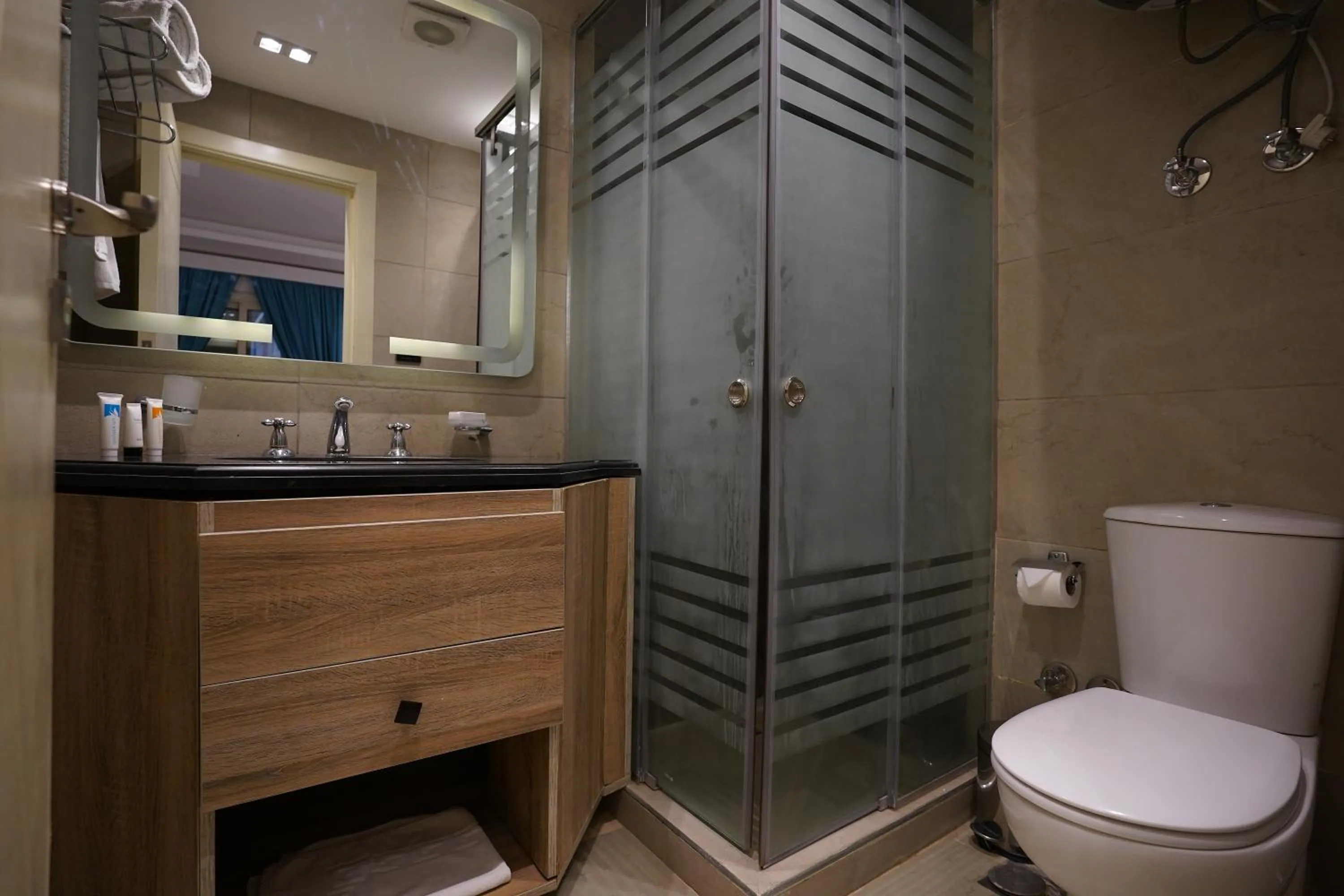 Bathroom in Pyramids Gem Plaza Powered By Look