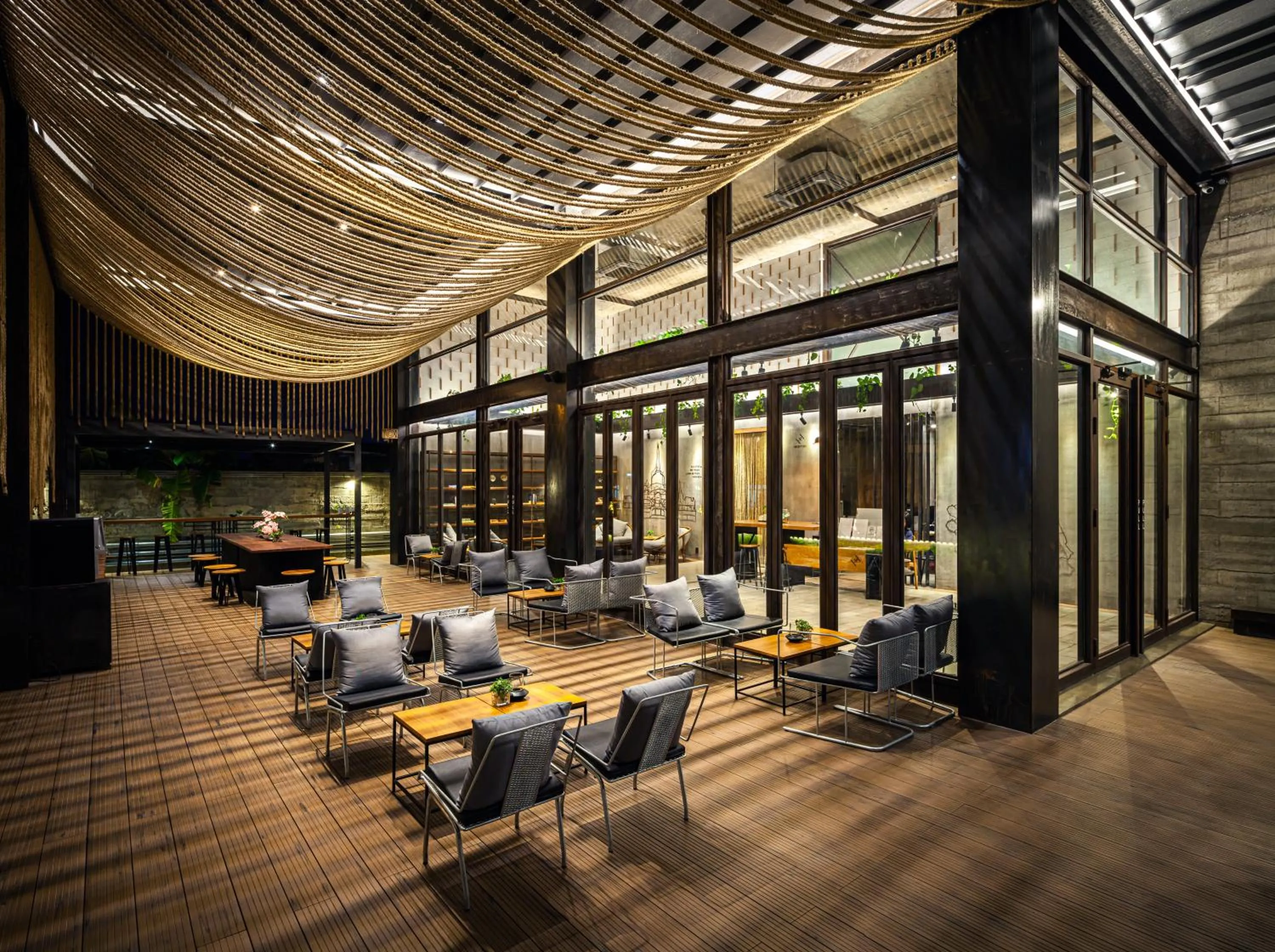 Restaurant/places to eat in Navakitel Design Hotel
