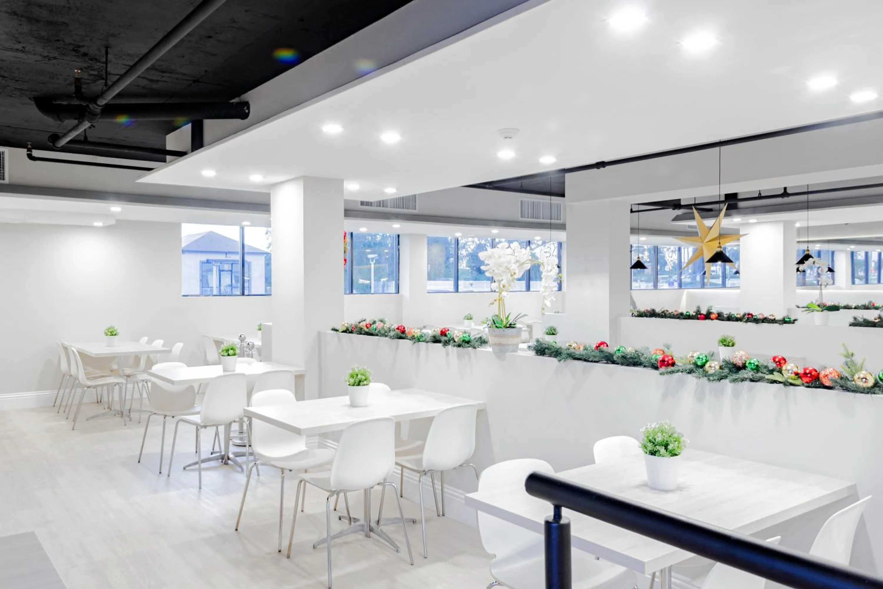 Breakfast in Palazzo Lakeside Hotel