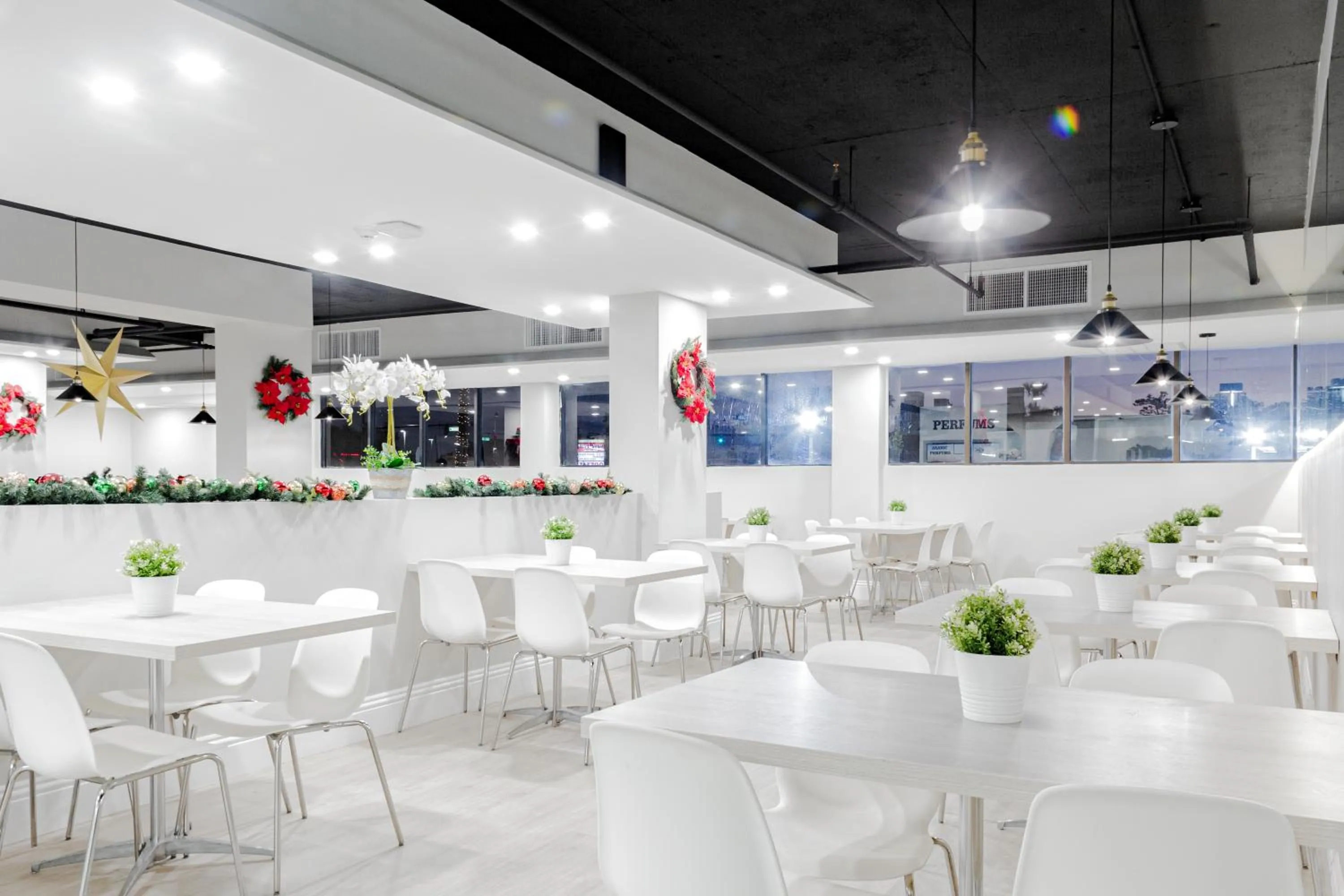 Breakfast in Palazzo Lakeside Hotel