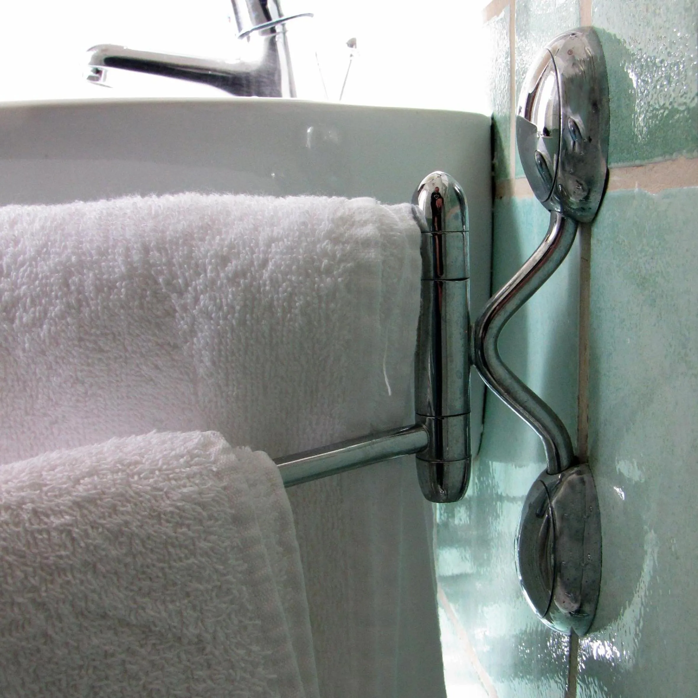 Decorative detail in B&B Agon