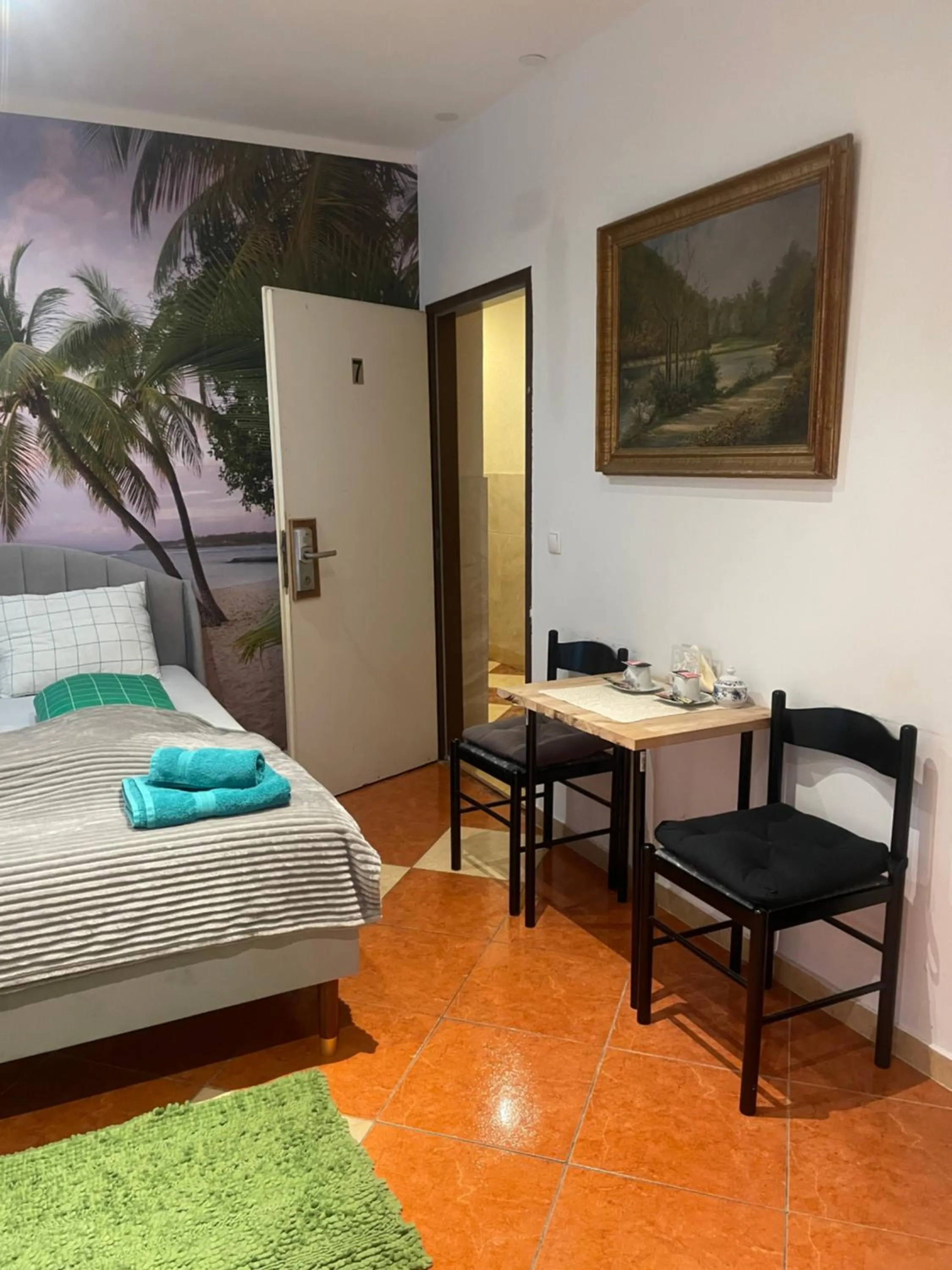 Photo of the whole room, Bed in Viktoria ARTUR