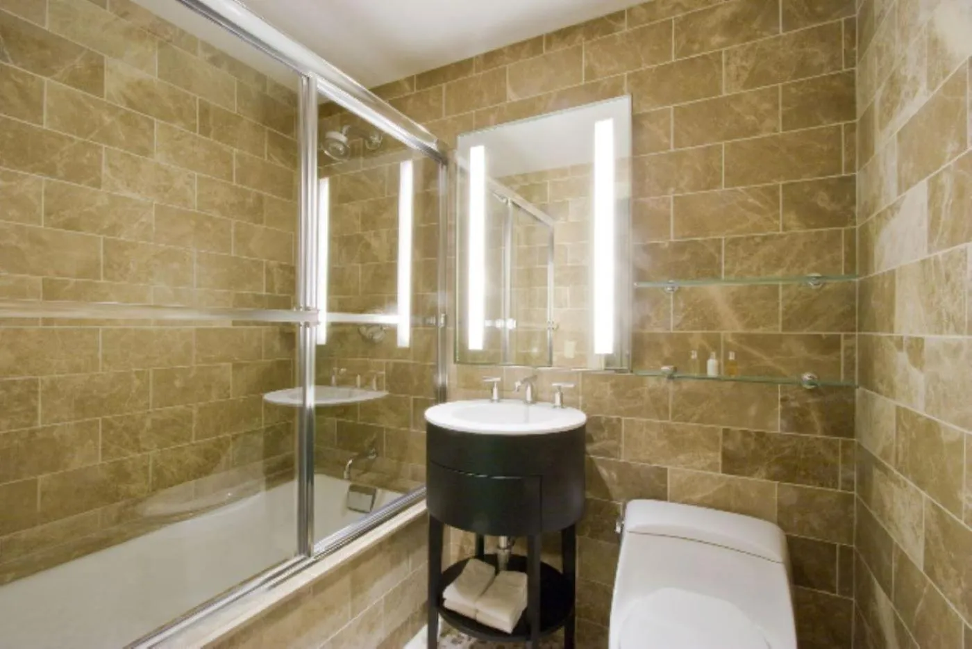 Bathroom in AKA Central Park