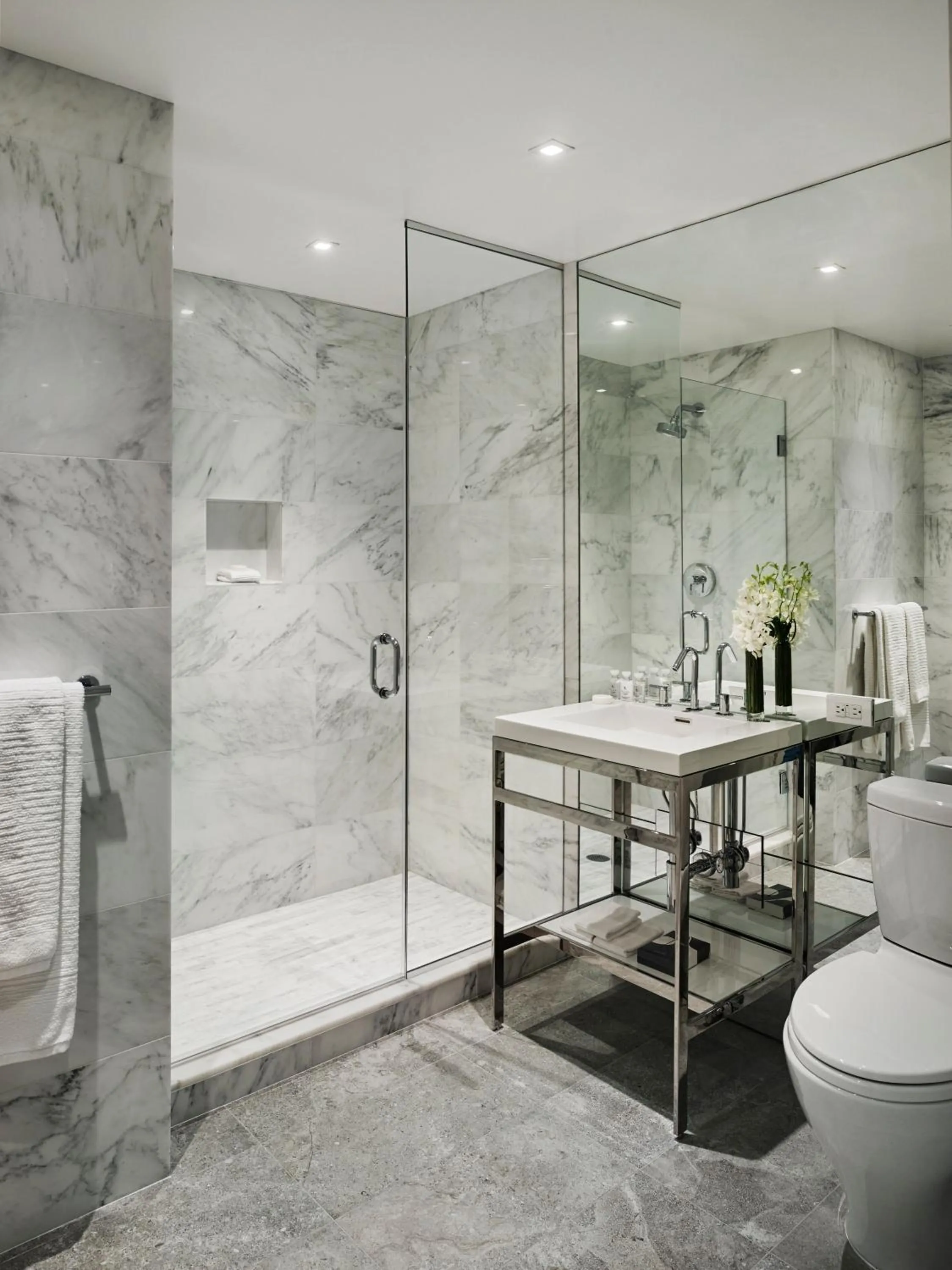 Bathroom in AKA Central Park