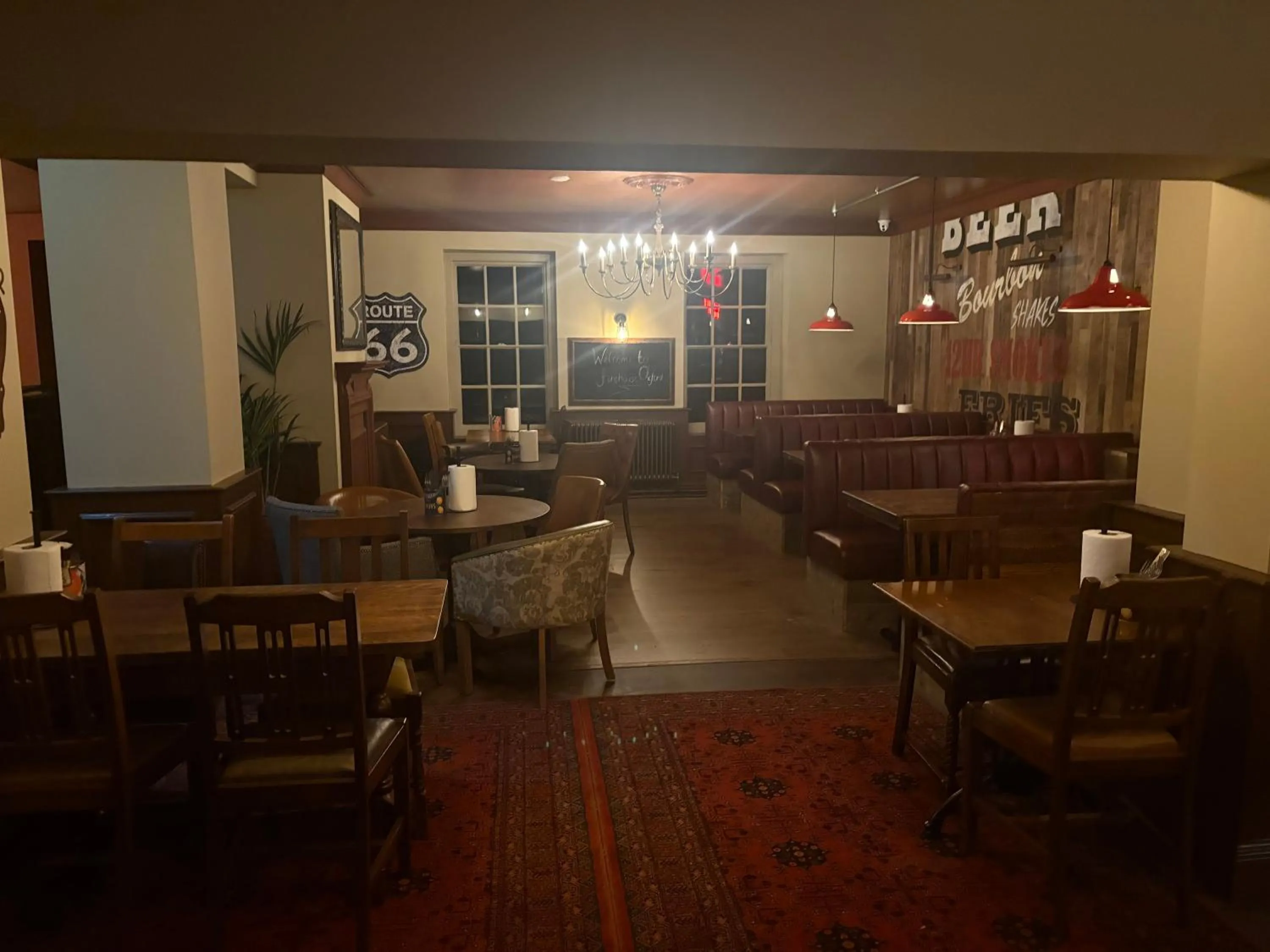 Restaurant/places to eat in The Evenlode Rooms at Firehouse Oxford