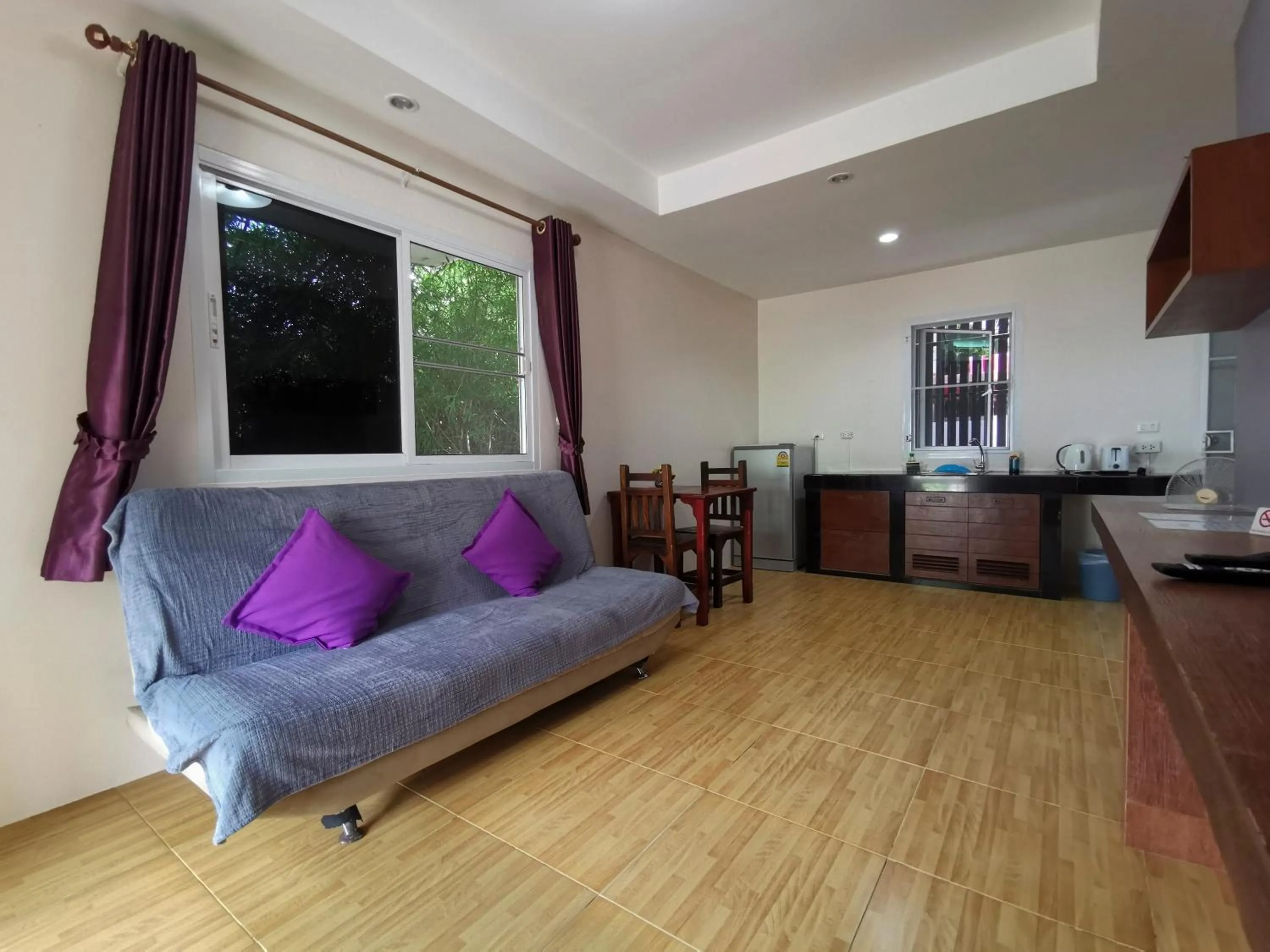 Harmony Naturist Resort Rawai Phuket 18yr minimum age only nudist nake d FKK