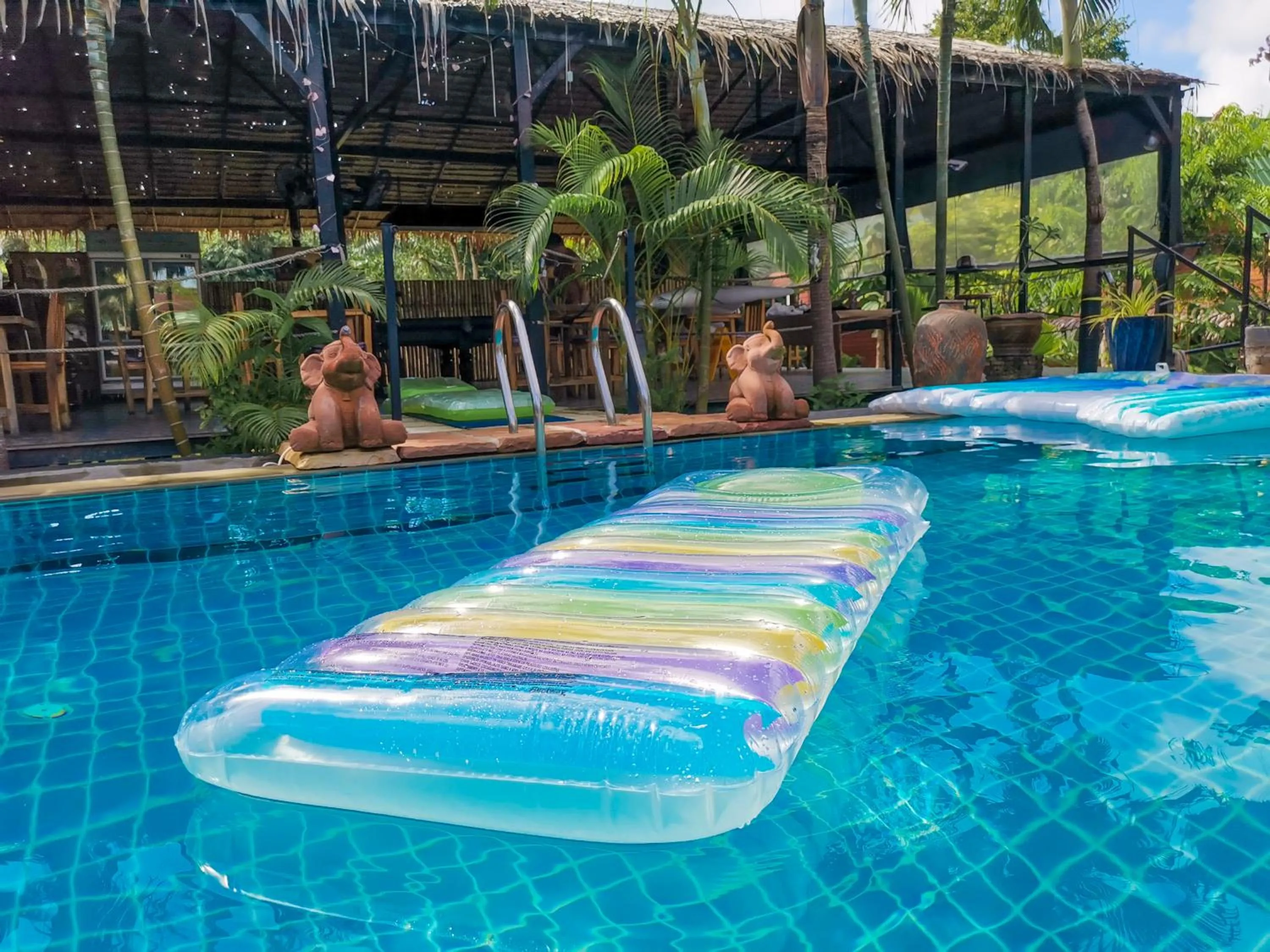 Harmony Naturist Resort Rawai Phuket 18yr minimum age only nudist nake d FKK