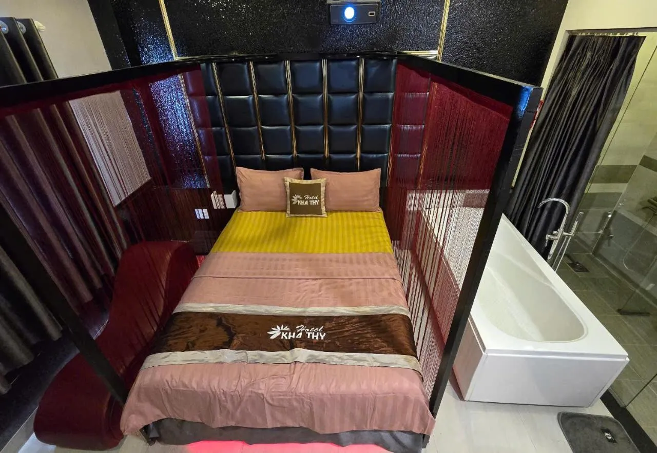 Bedroom, Bed in Kha Thy Hotel