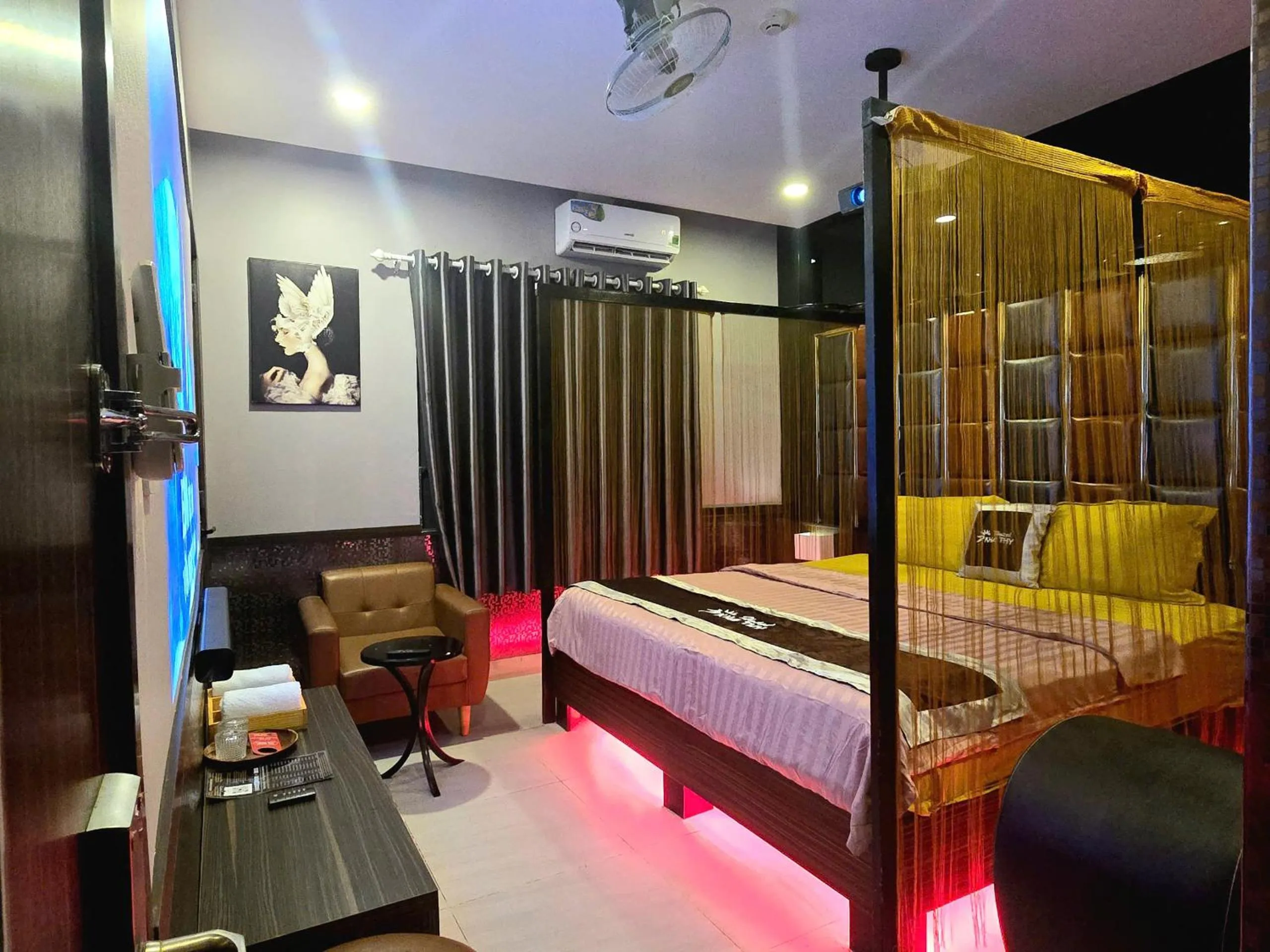 Bed in Kha Thy Hotel