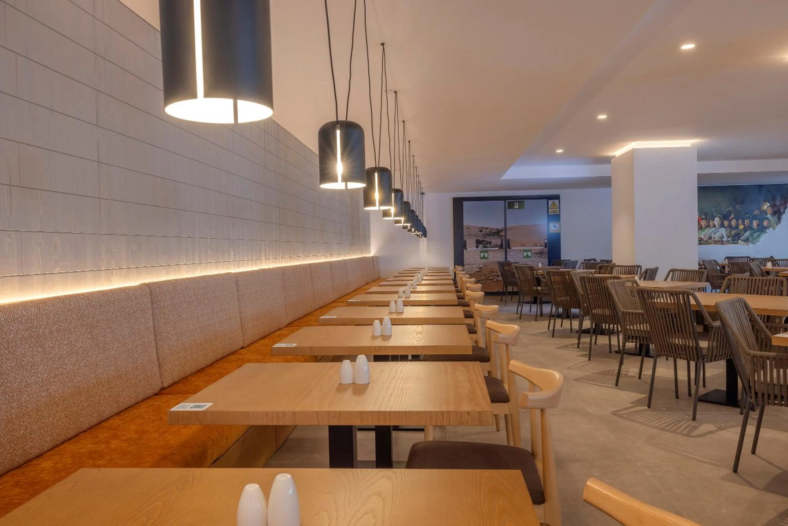 Restaurant/places to eat in HM Isabela-Adults Only