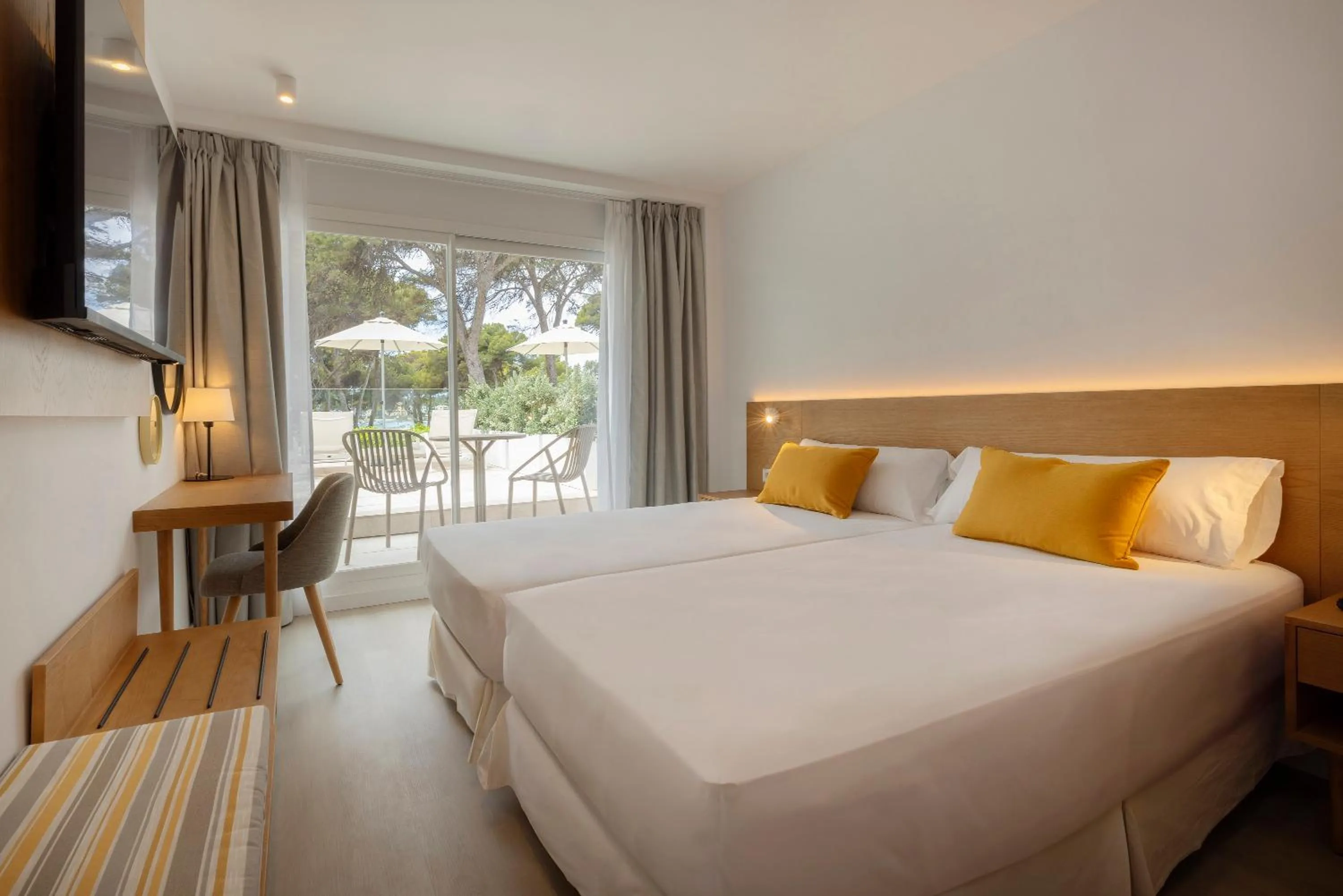 Bed in HM Isabela-Adults Only