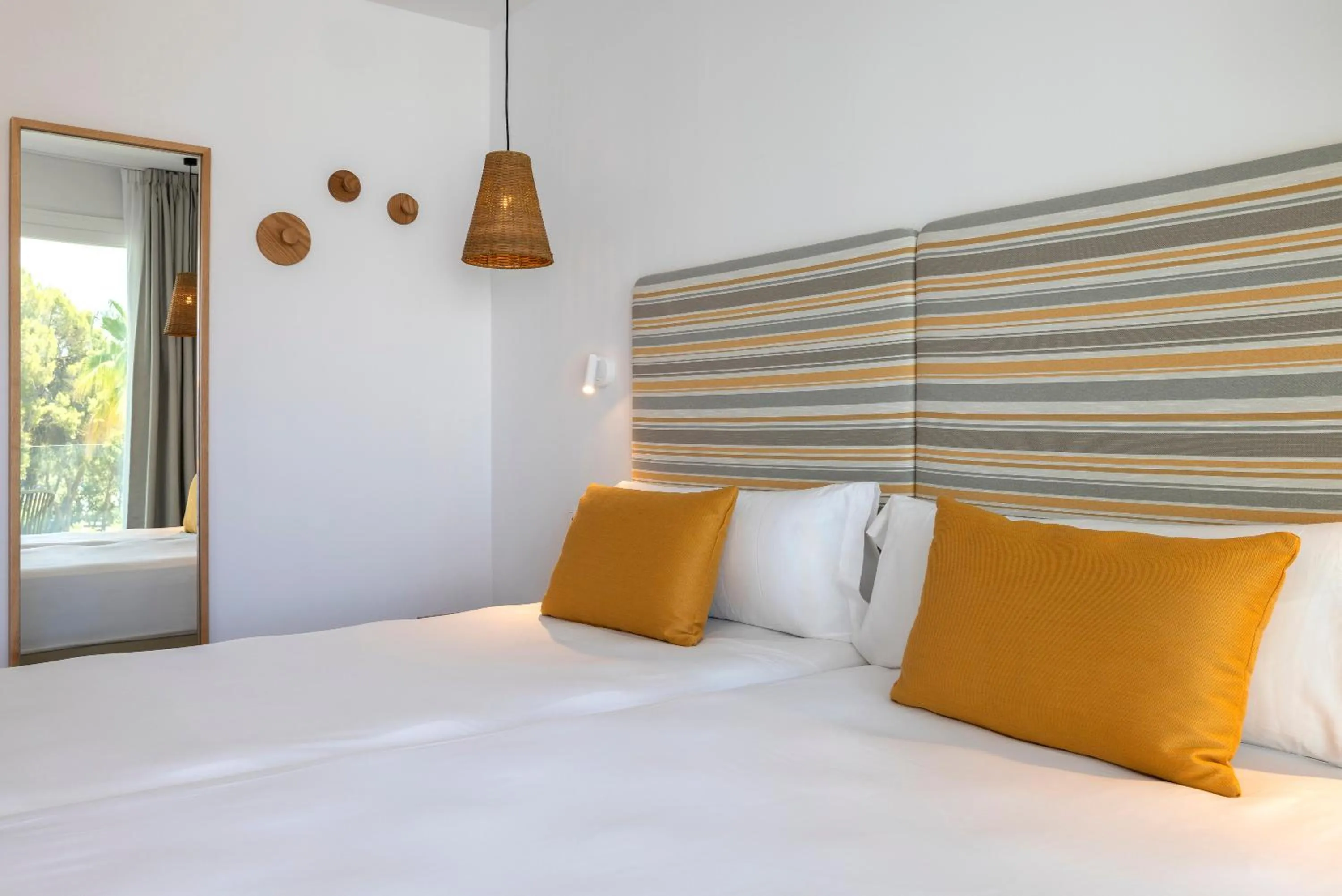 Bed in HM Isabela-Adults Only