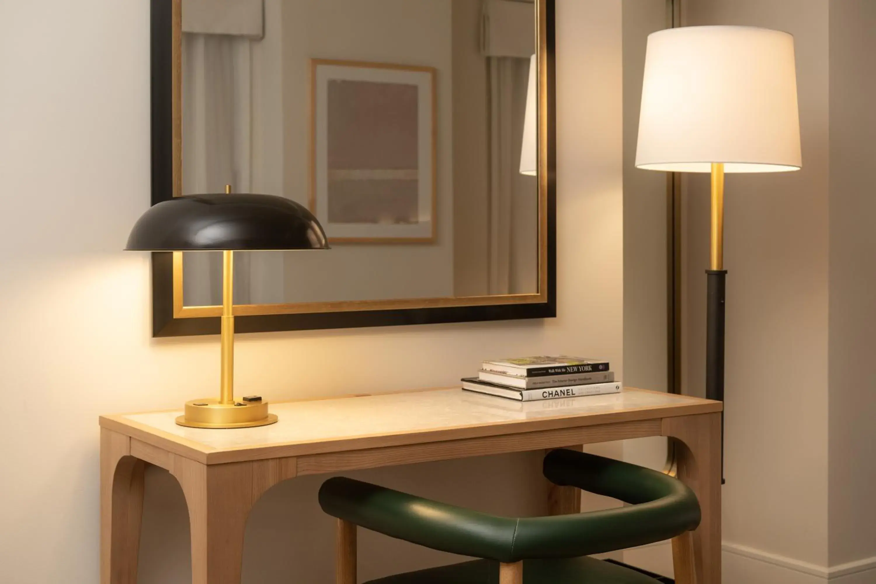 Executive Queen Room in Aura Hotel Times Square Newly Renovated Executive Queen Room in Aura Hotel Times Square Newly Renovated