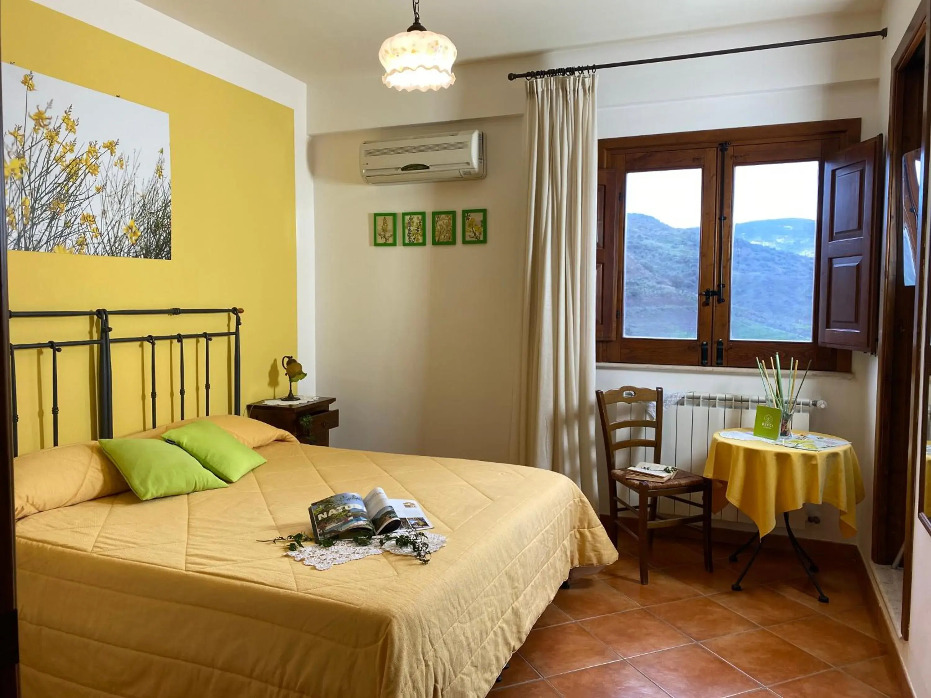 Double Room with Mountain View in Azienda Agrituristica Bergi Double Room with Mountain View in Azienda Agrituristica Bergi