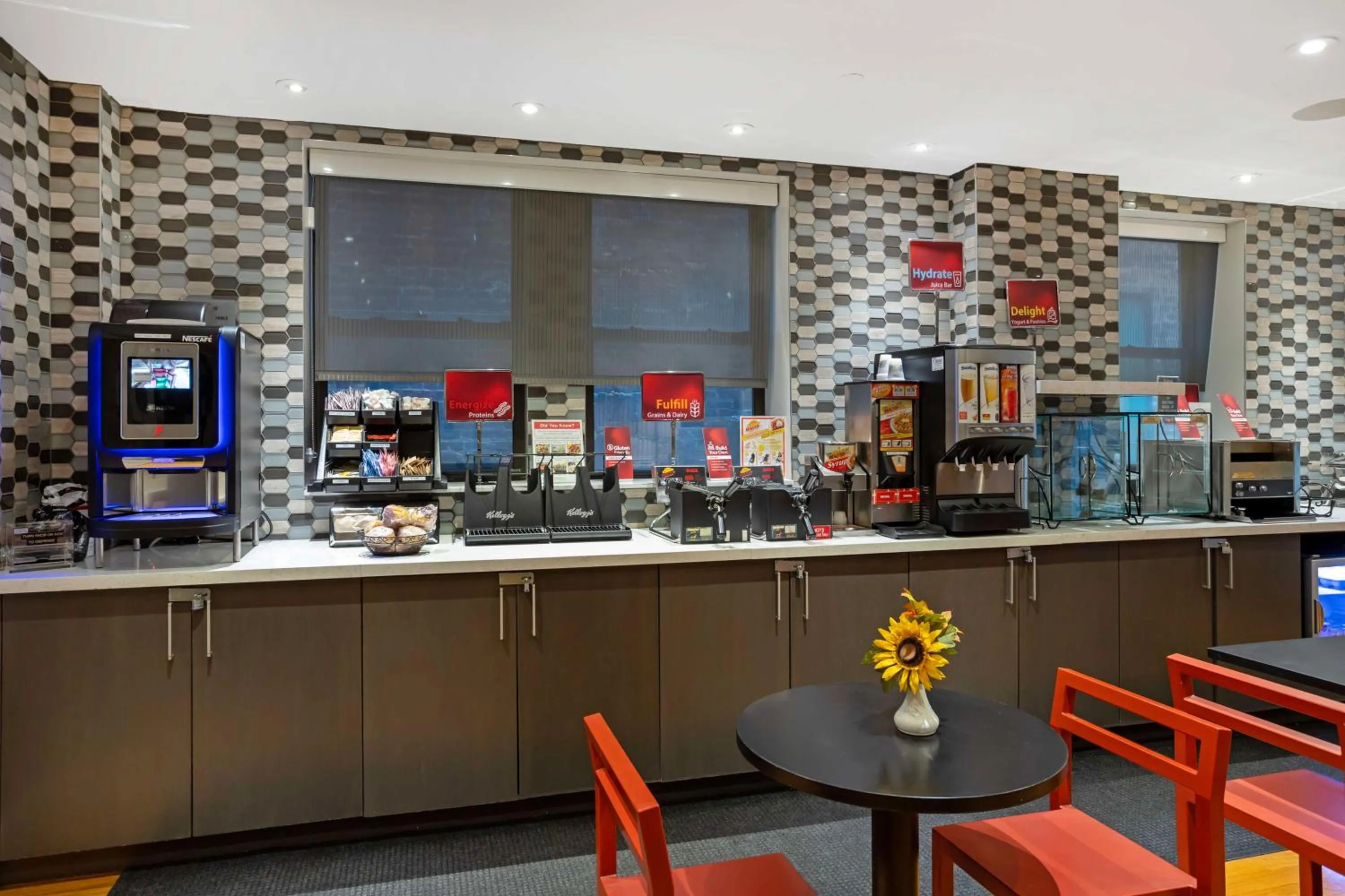 Breakfast in Best Western Plus Hospitality House Suites