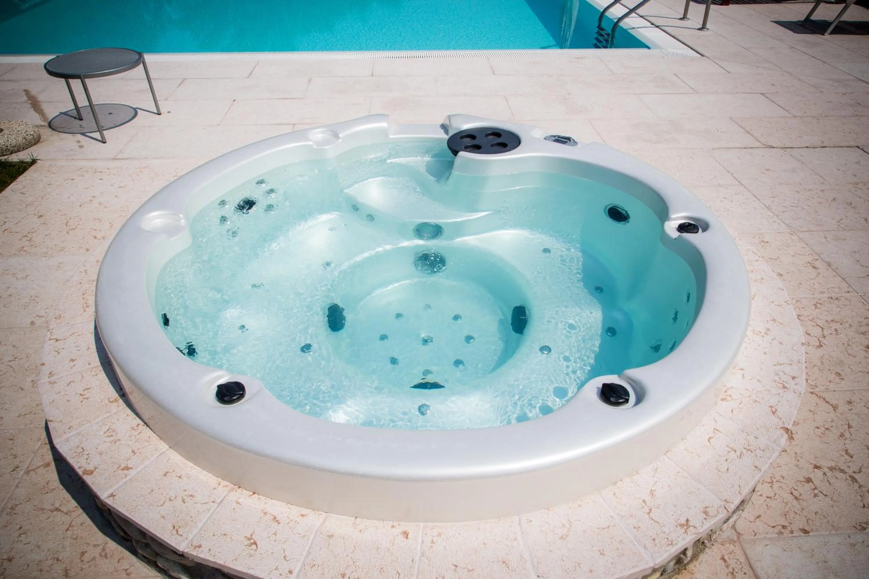 Hot Tub in Agriturismo Bosco Del Gal