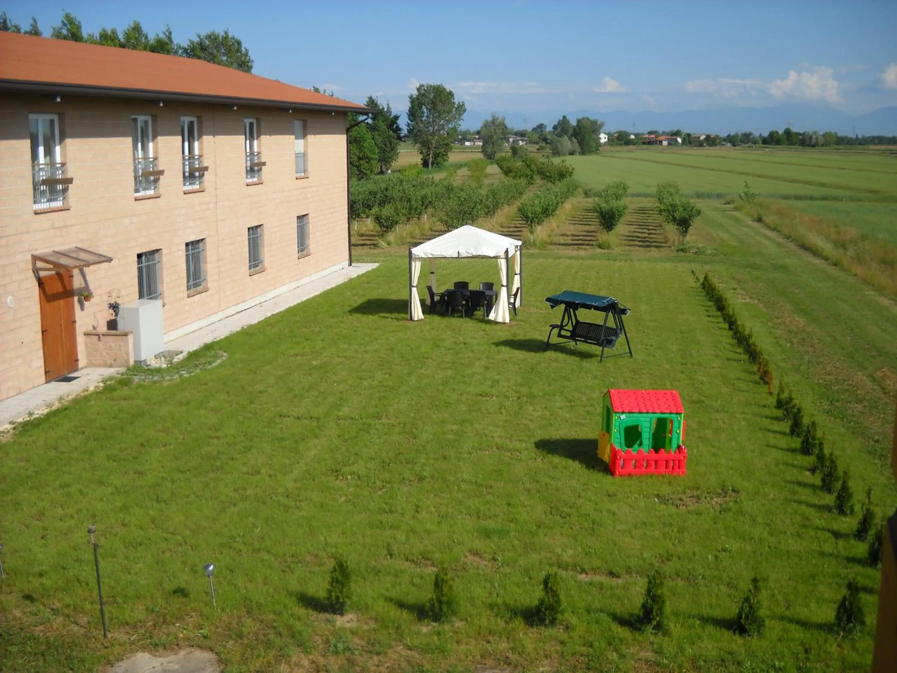 Garden view in Agriturismo Campi Di Grano