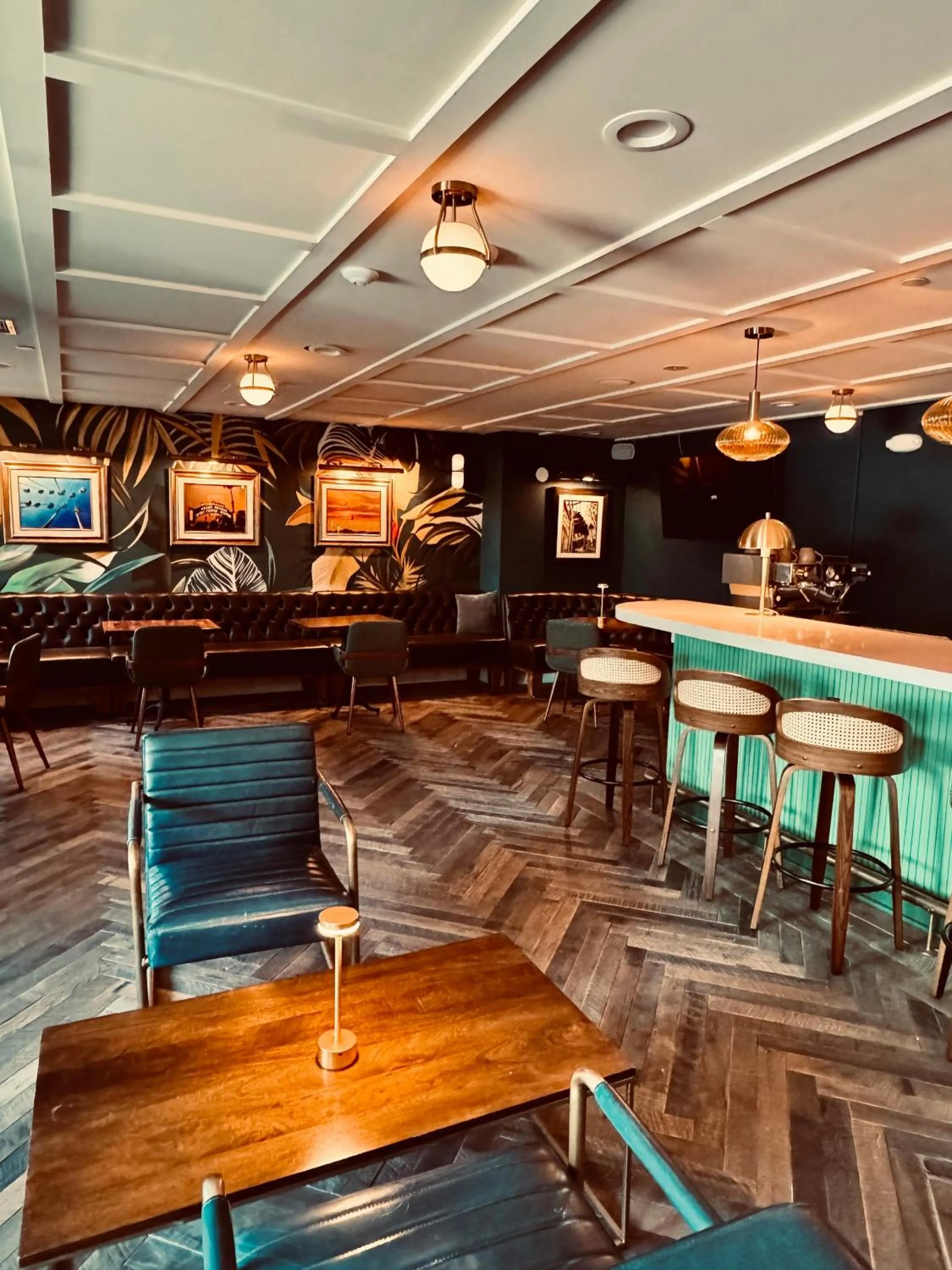 Restaurant/places to eat in FOUND Hotel, Santa Monica, Series by Marriott