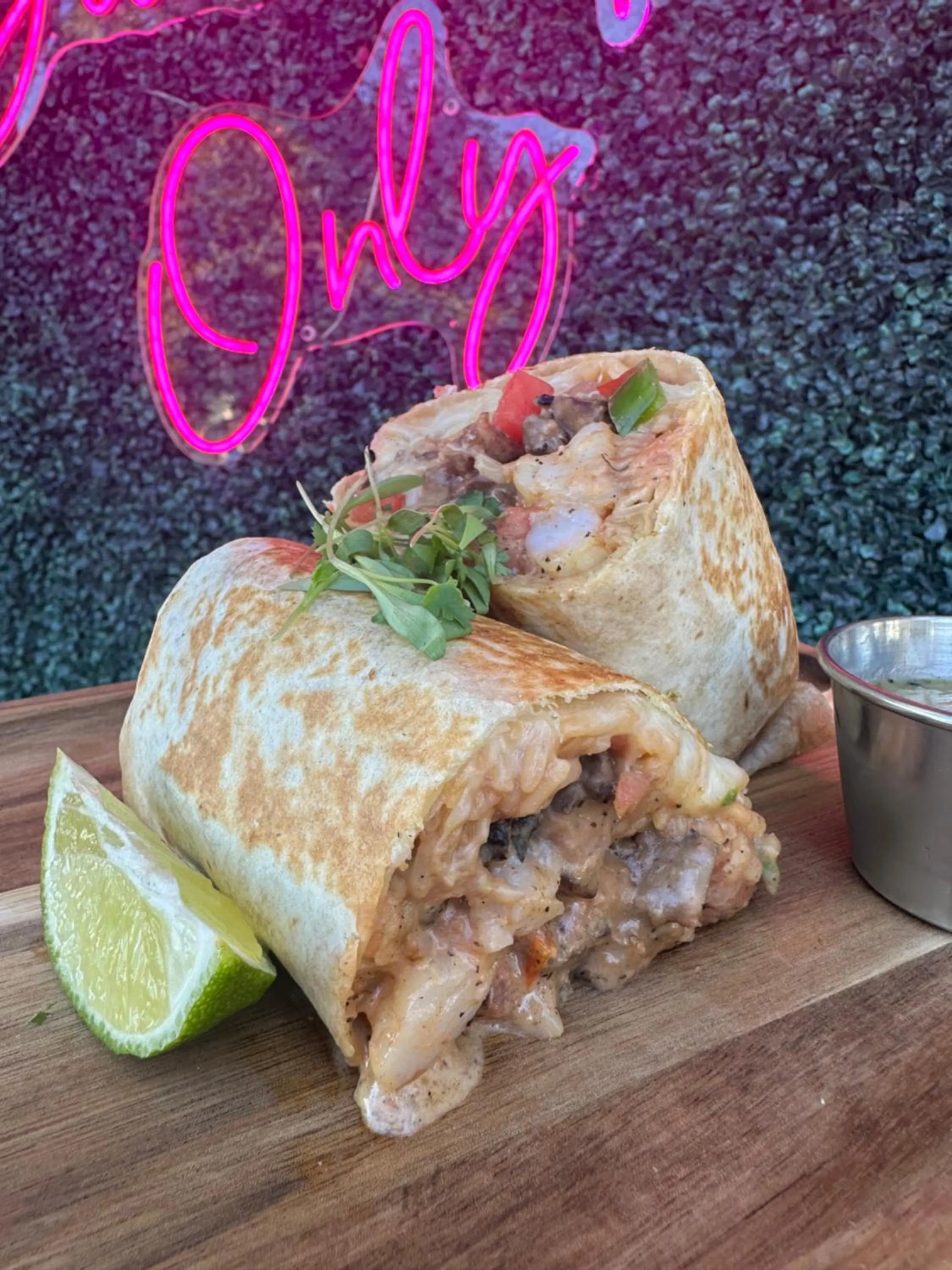 Restaurant/places to eat in FOUND Hotel, Santa Monica, Series by Marriott