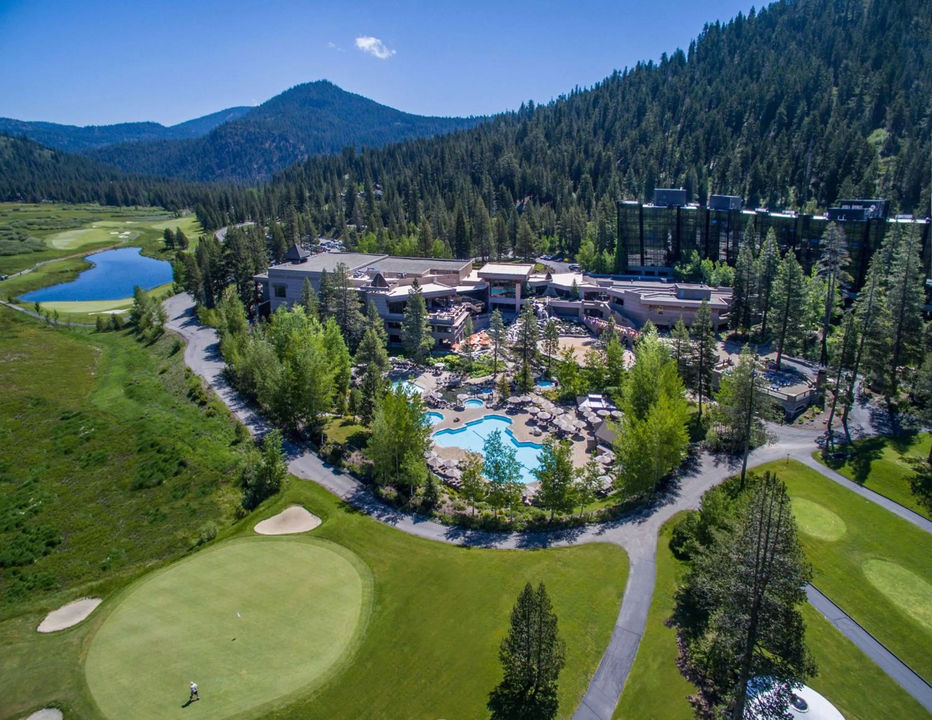 Property building in Everline Resort and Spa, Lake Tahoe