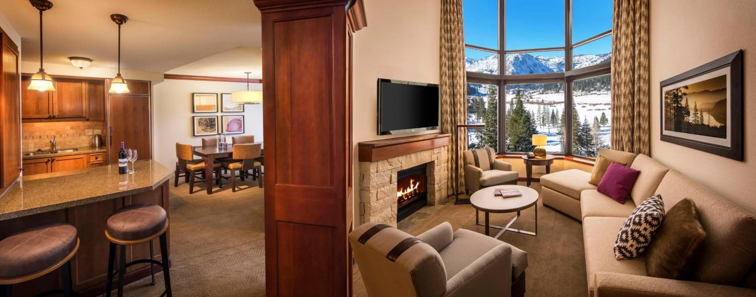 Photo of the whole room in Everline Resort and Spa, Lake Tahoe