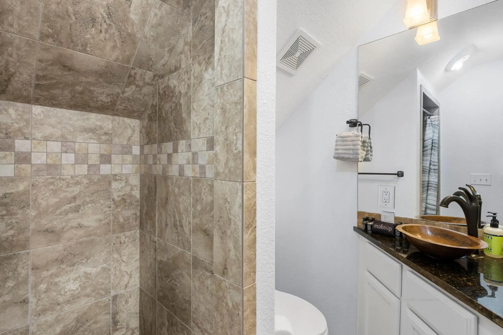 Lake LBJ 4BR Home w/ Boat Deck, Huge Yard