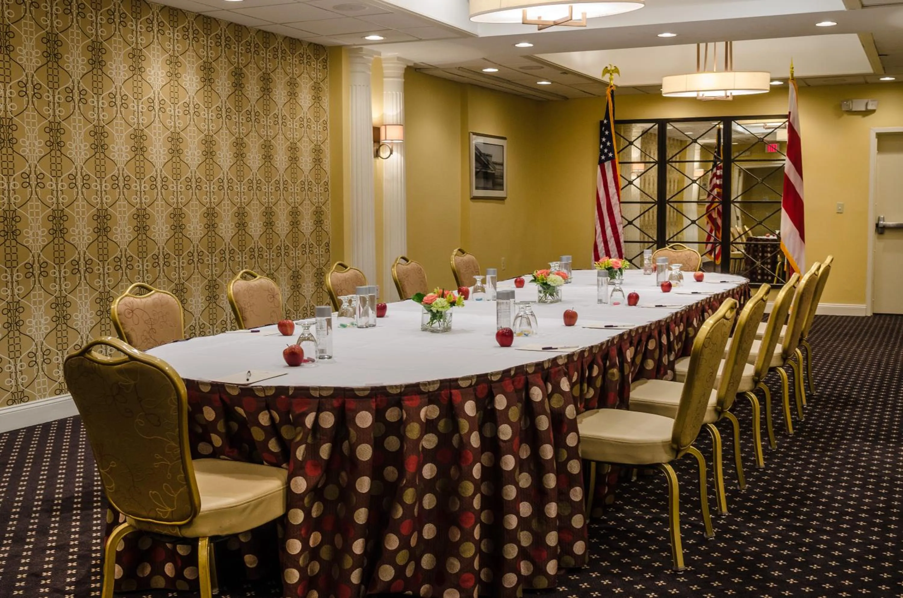 Business facilities in Beacon Hotel & Corporate Quarters