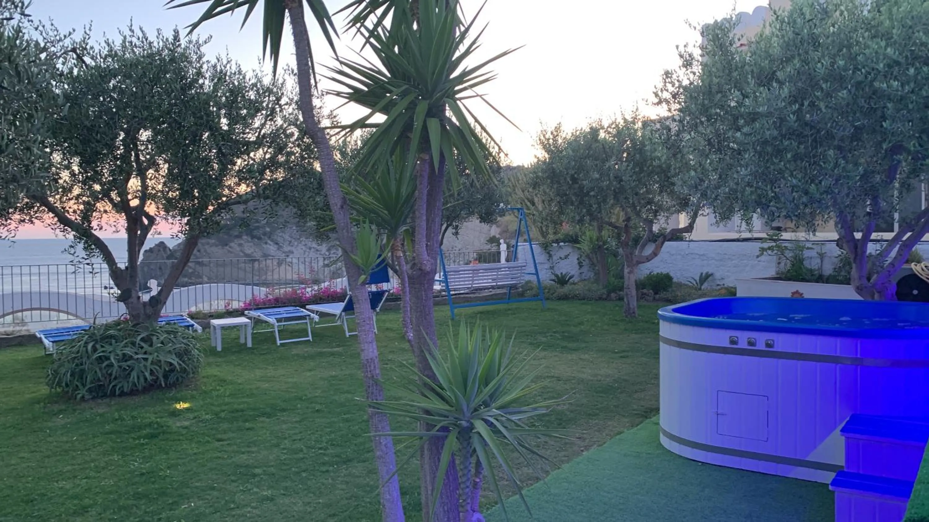 Swimming pool in Hotel Casa Adolfo Ischia