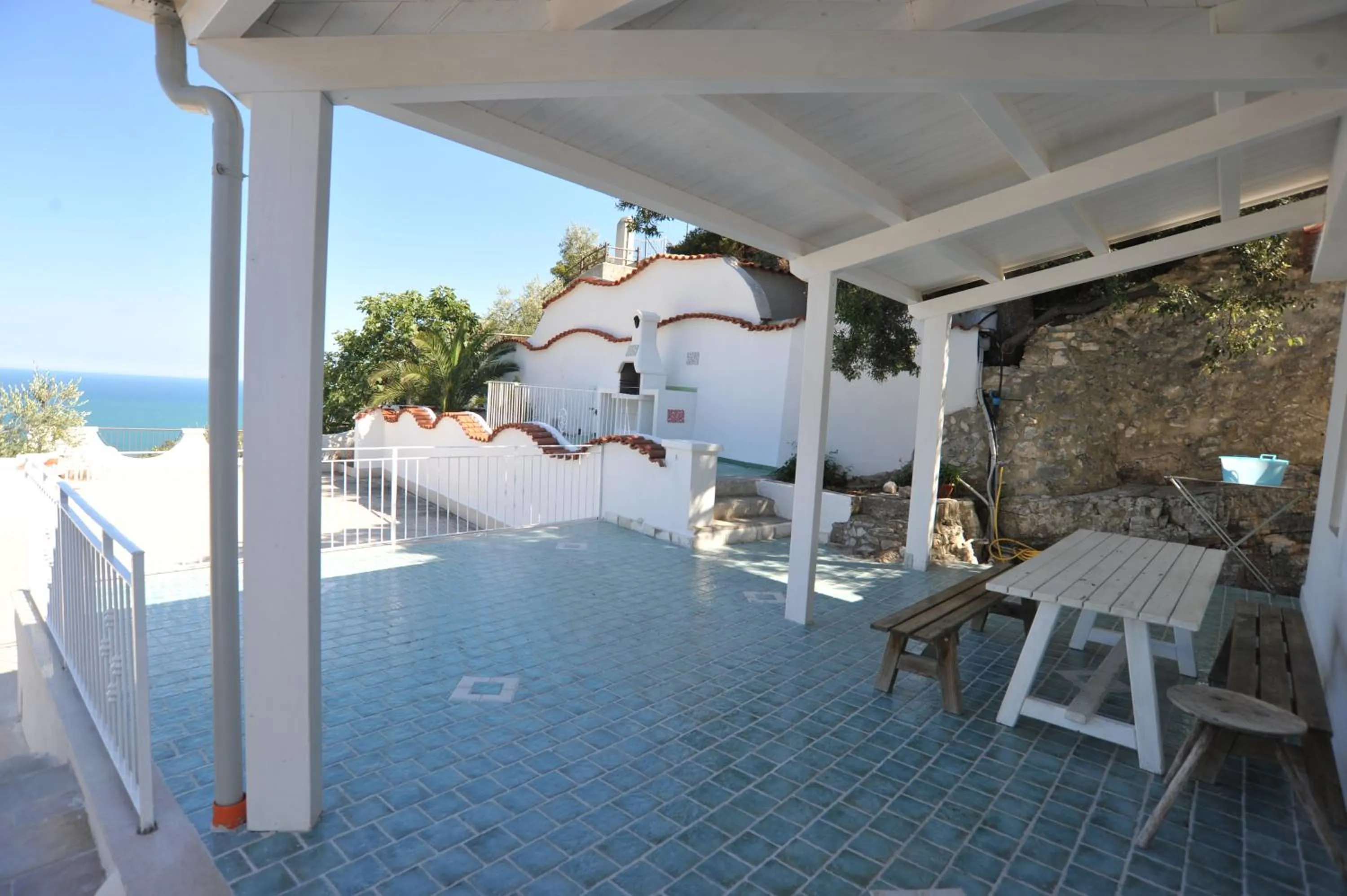 Sea view in Residence Montelci