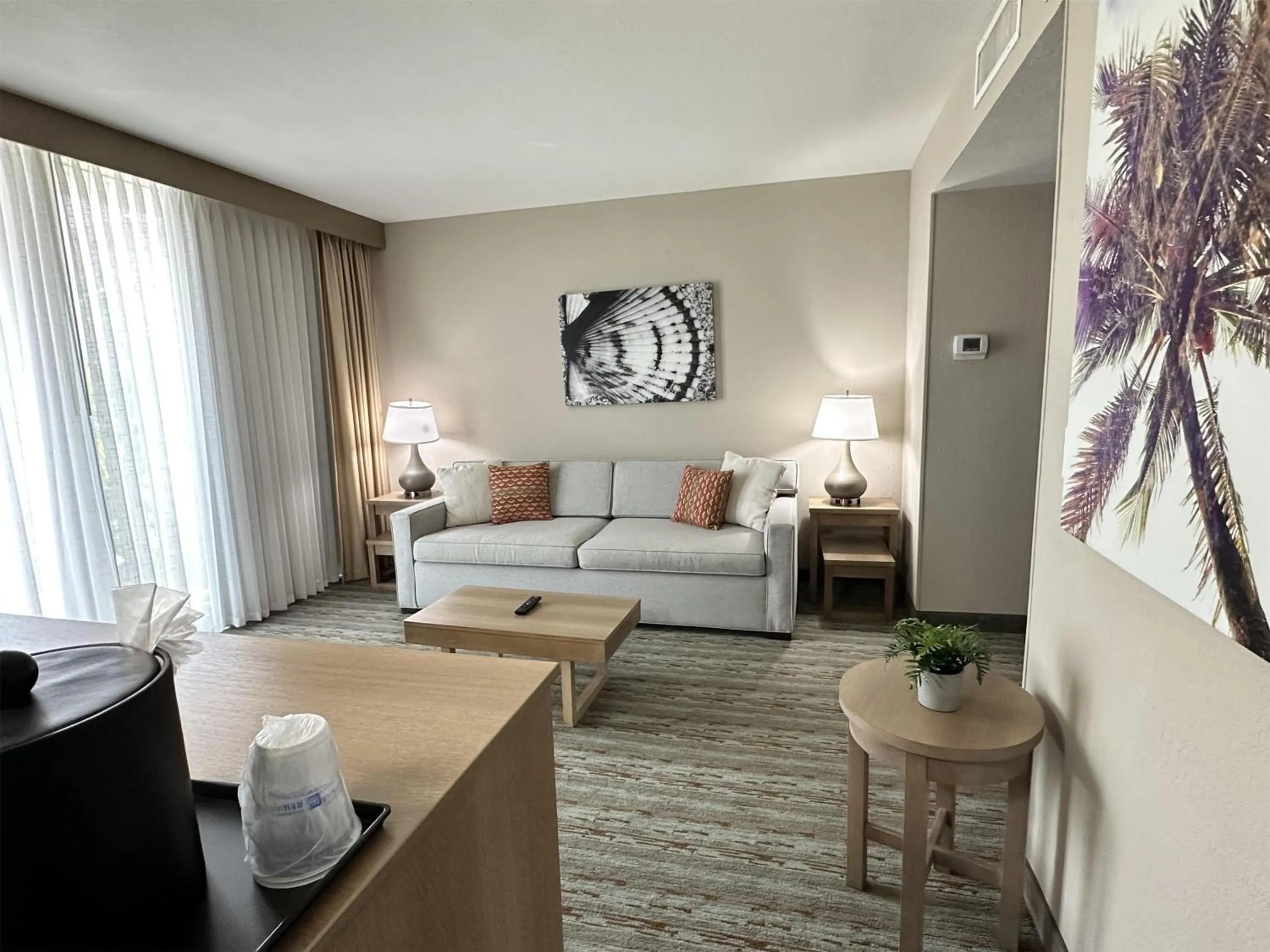 Photo of the whole room, Bed in Best Western Plus Atlantic Beach Resort