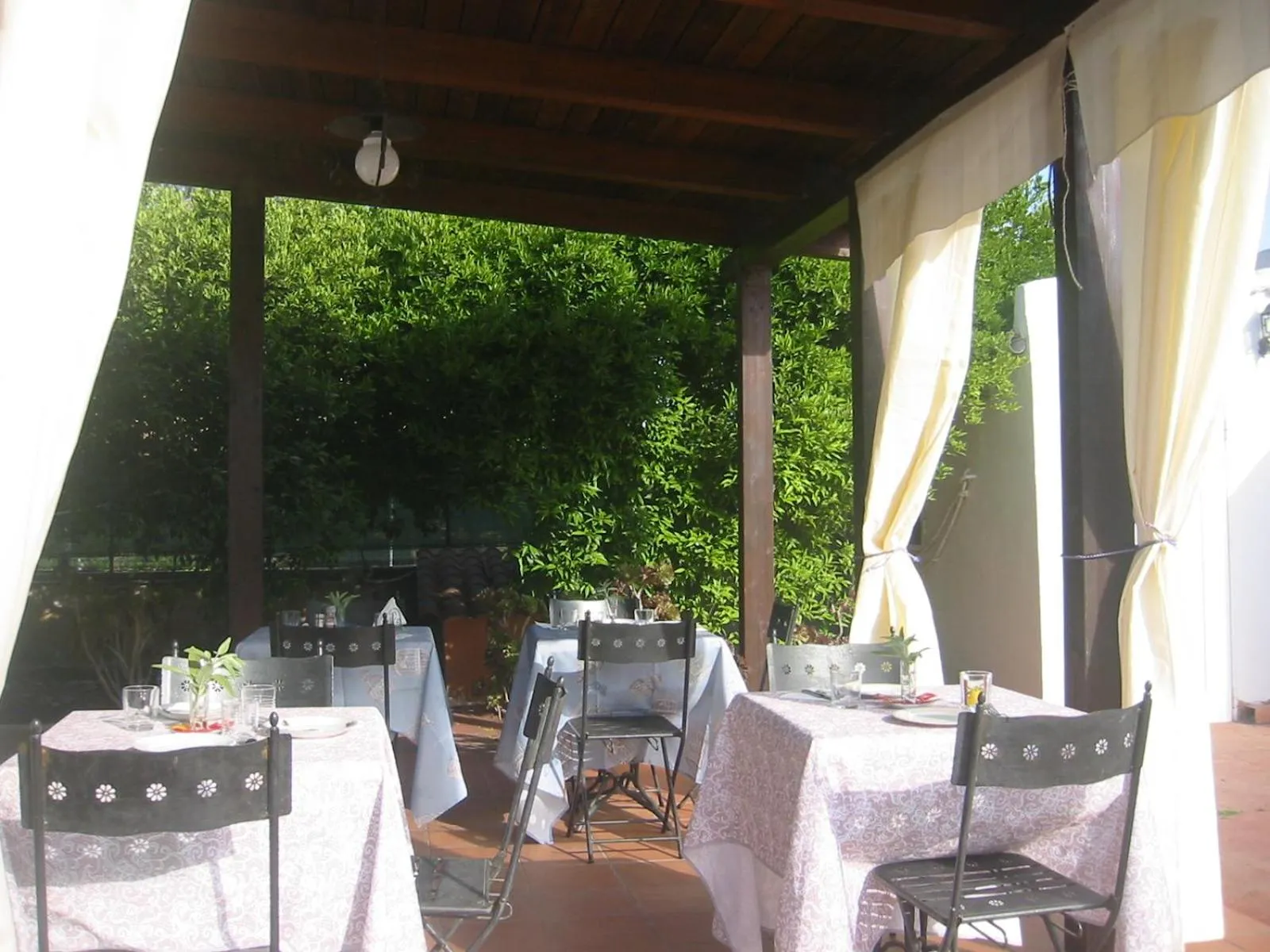 Breakfast in La Via Del Mare